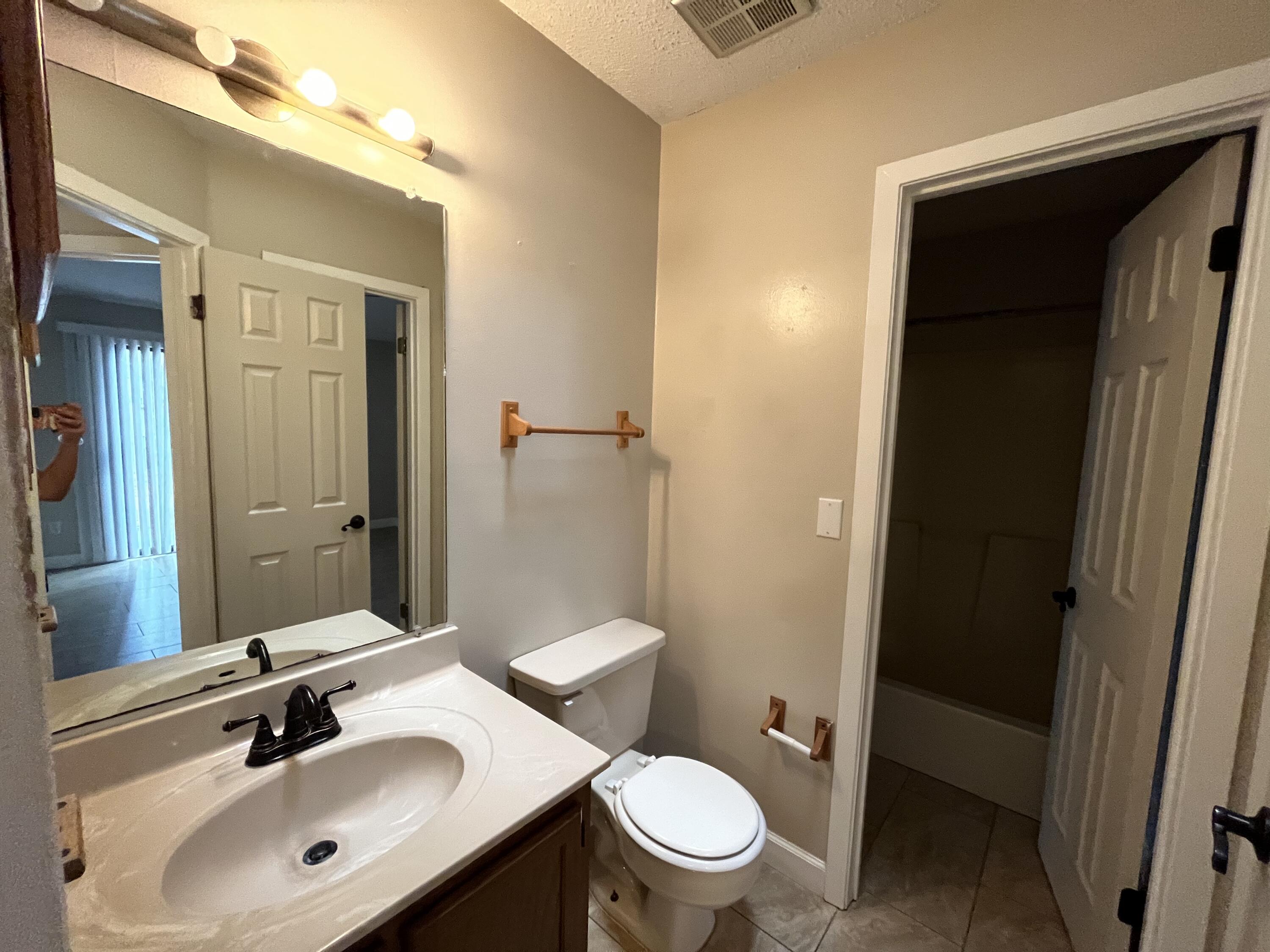 QUAIL RIDGE 1ST ADDN - Residential Lease