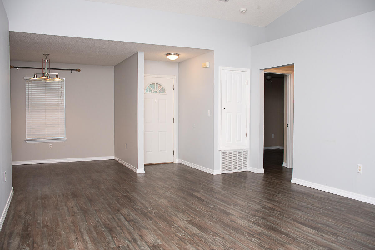 COUNTRYVIEW ESTATES 4TH ADDN PH 5 - Residential Lease