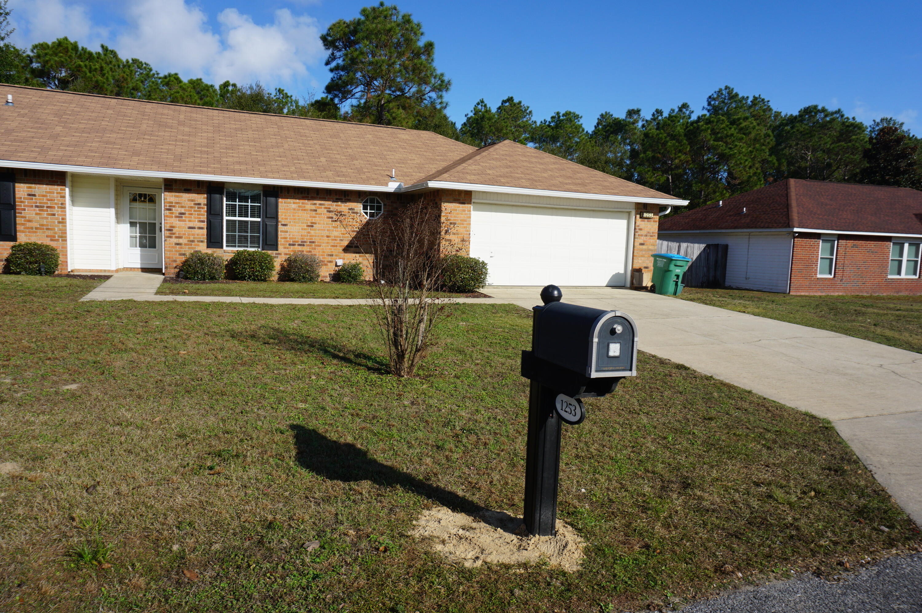 COUNTRYVIEW ESTATES 4TH ADDN PH 5 - Residential Lease