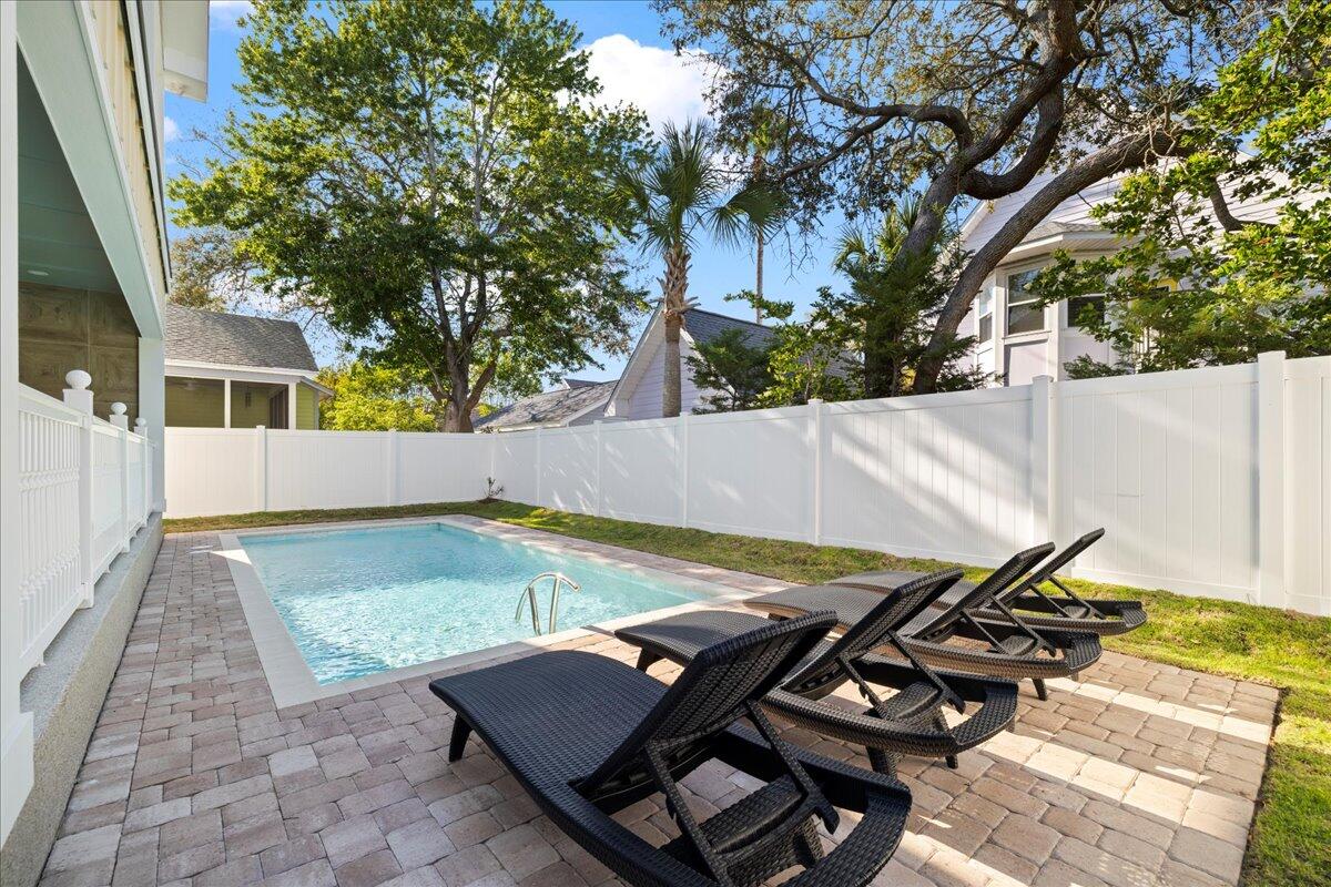 SOVEREIGN ISLE S/D - Residential