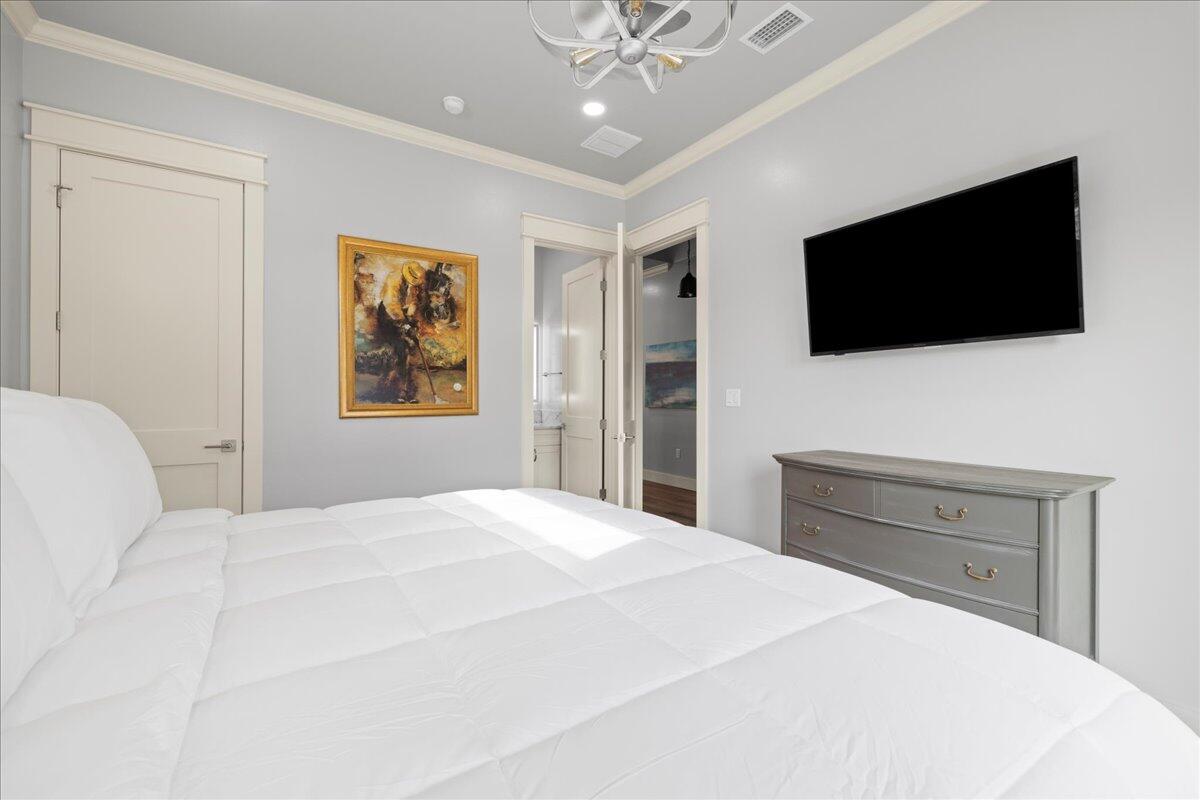 SOVEREIGN ISLE S/D - Residential
