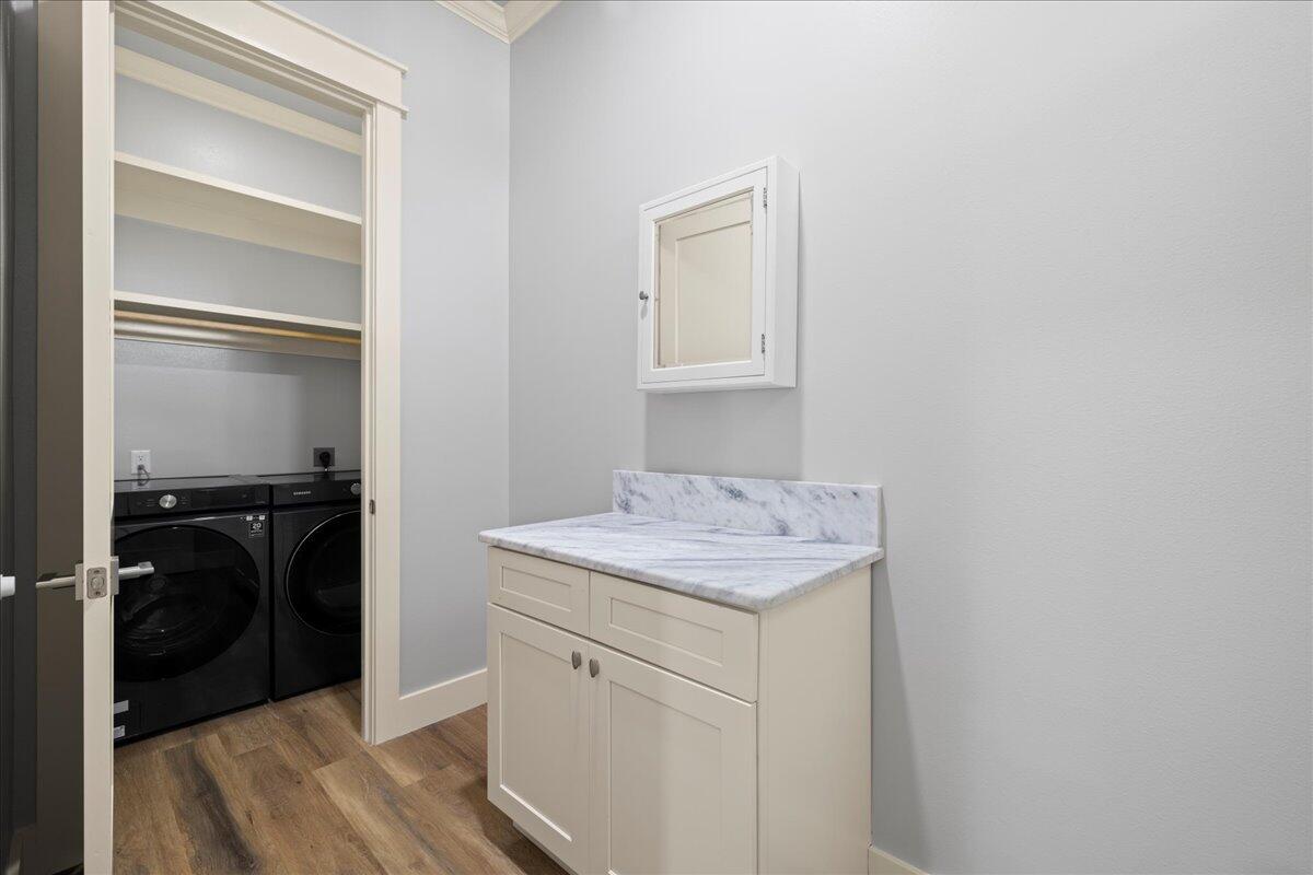 SOVEREIGN ISLE S/D - Residential