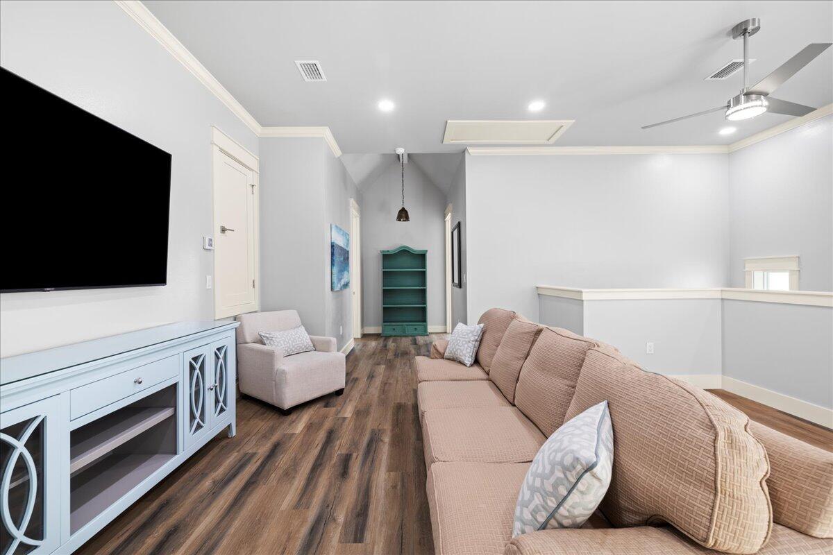 SOVEREIGN ISLE S/D - Residential