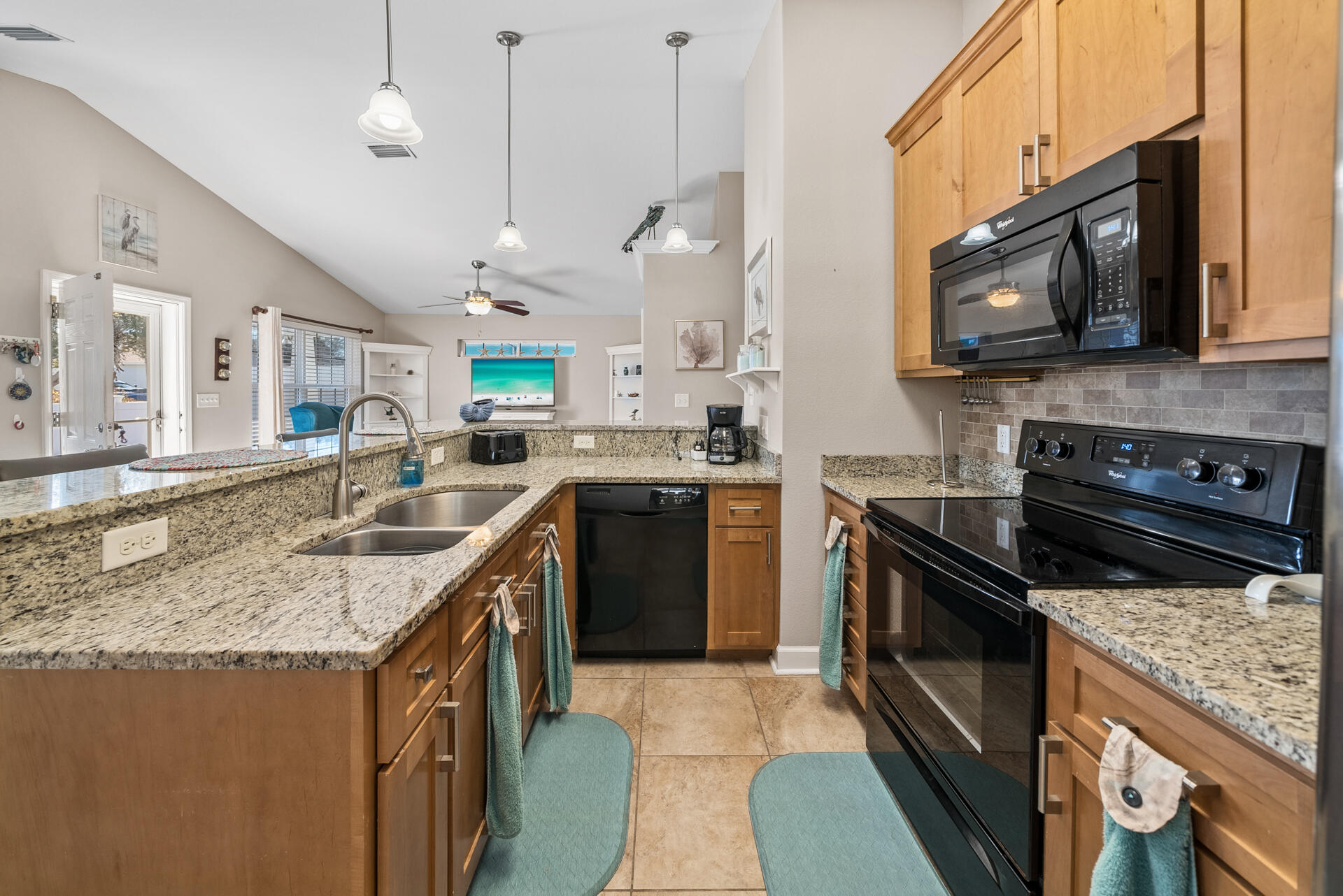 RIVIERA BEACH - Residential
