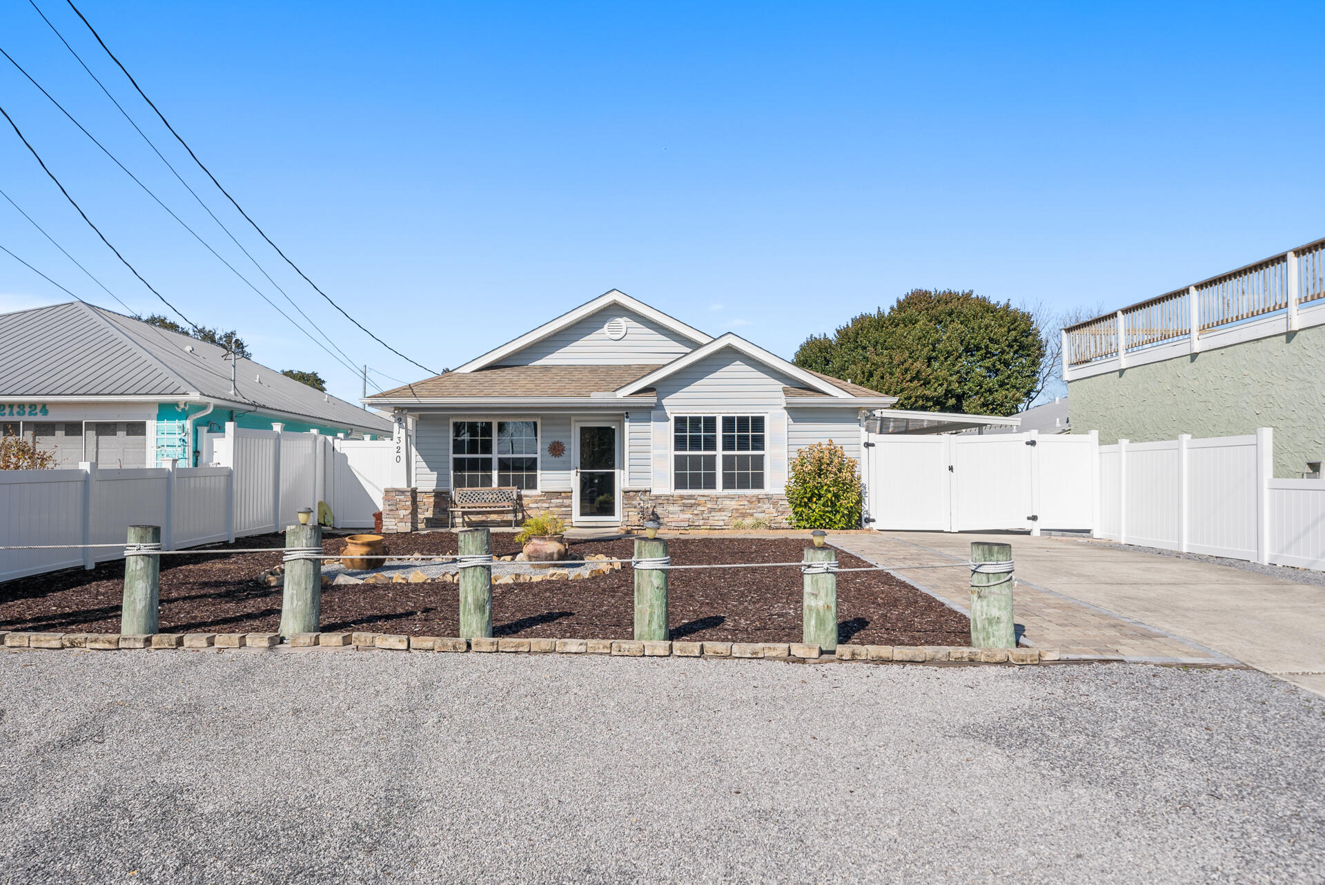 RIVIERA BEACH - Residential