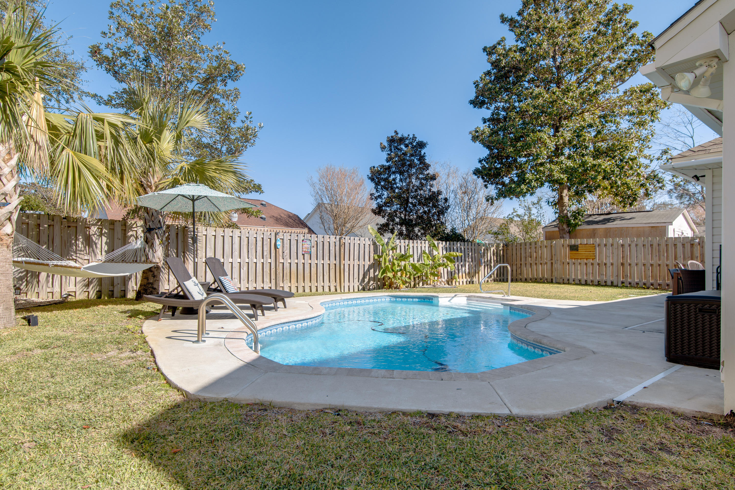 STERLING POINT - Residential