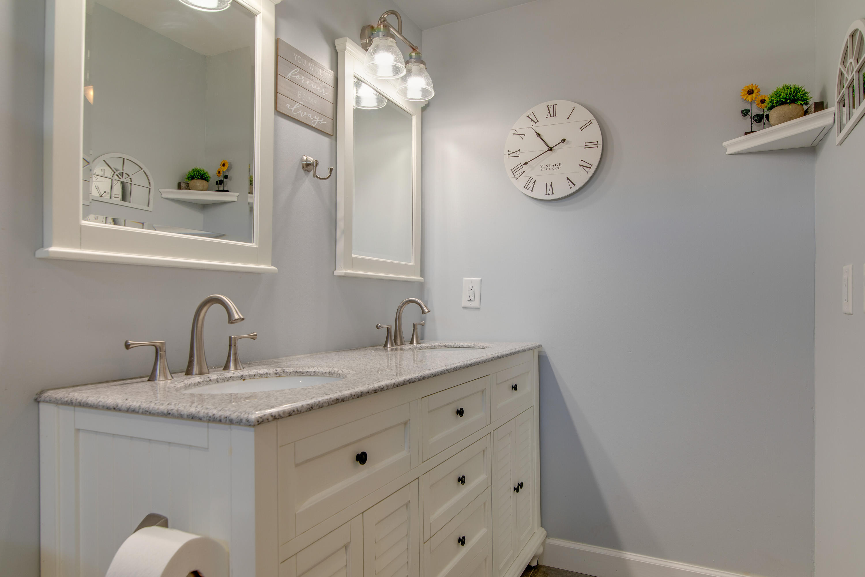 STERLING POINT - Residential