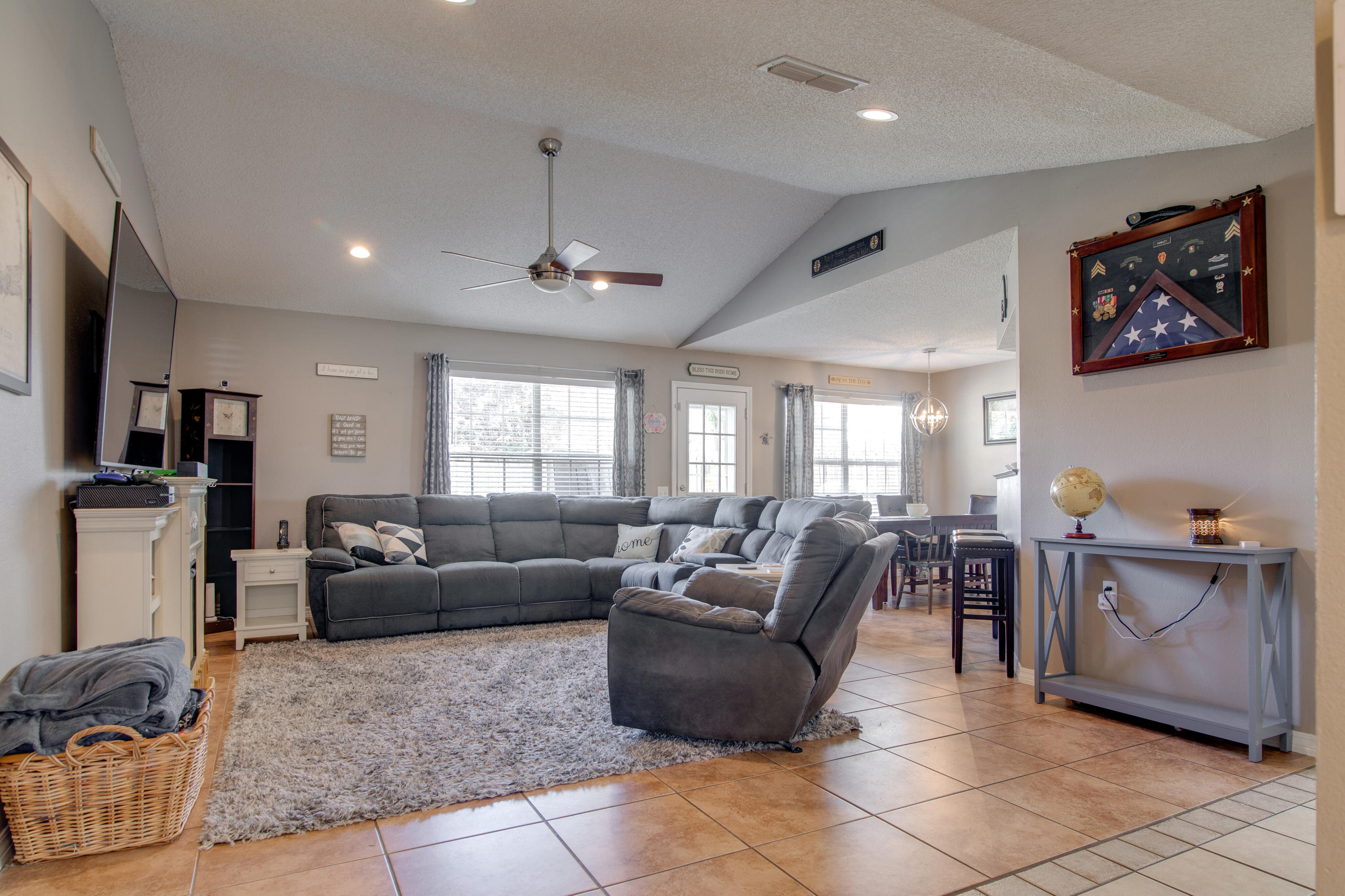 STERLING POINT - Residential