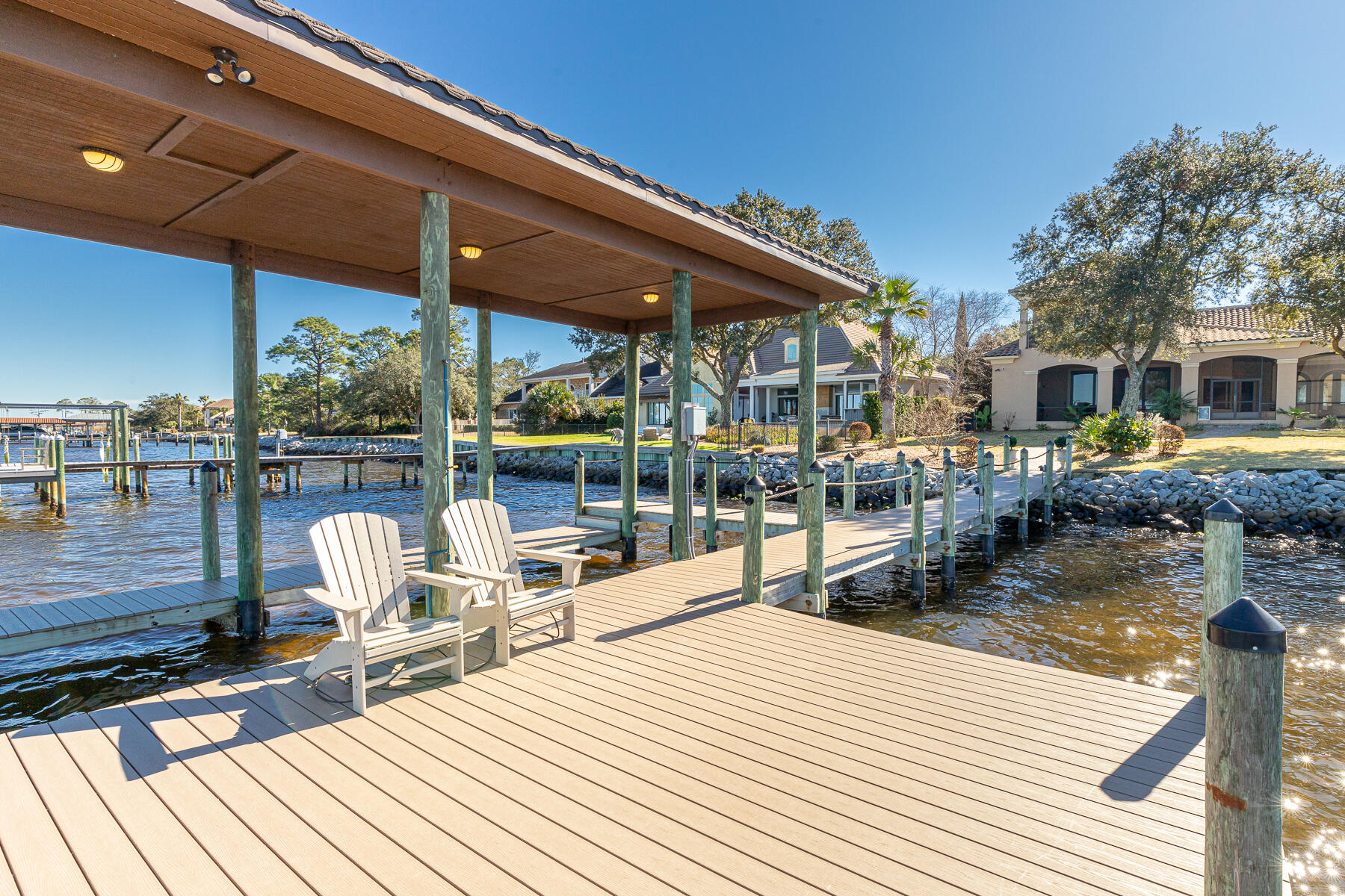 REGATTA BAY - Residential