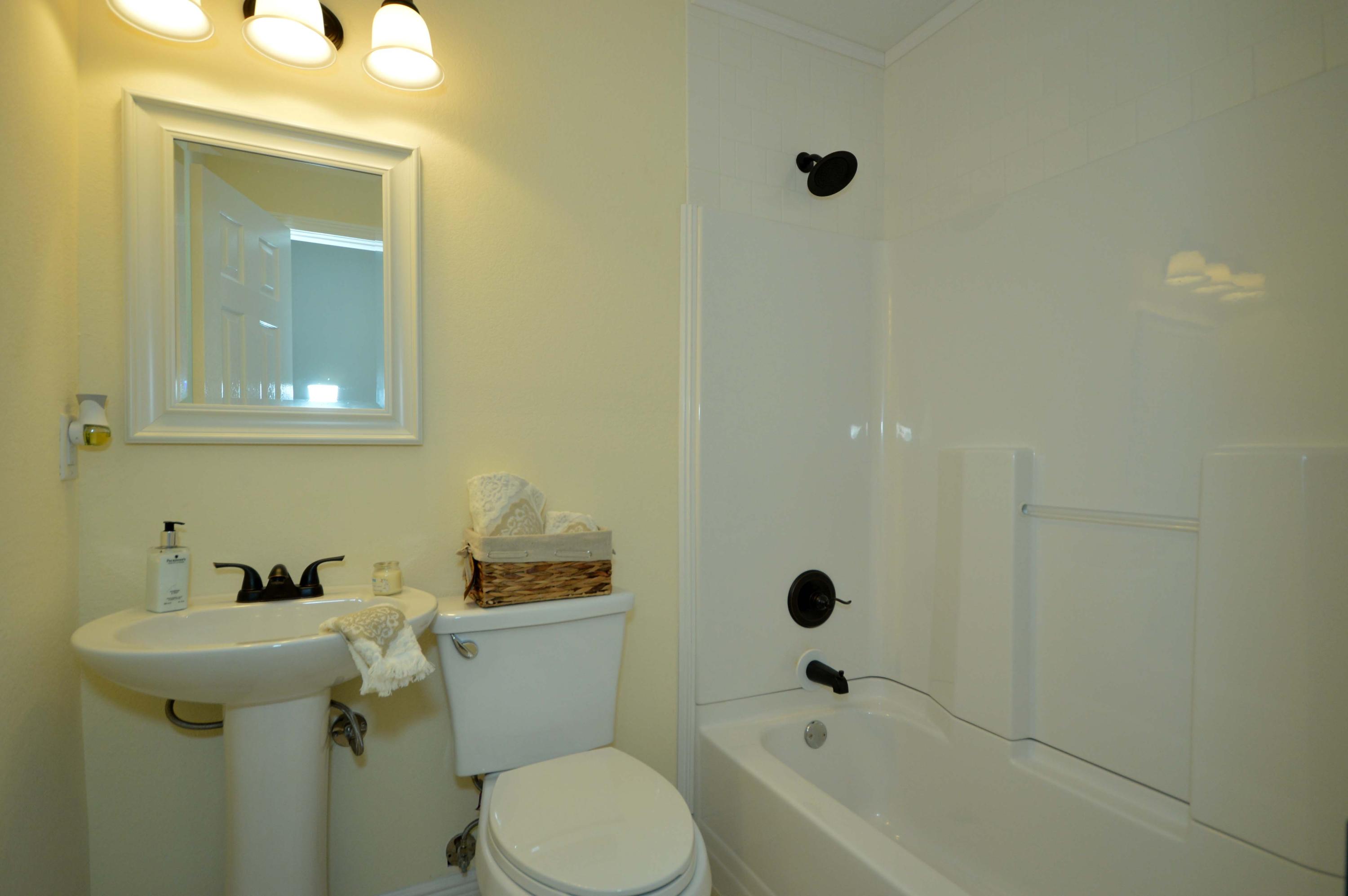 QUIET OAKS S/D - Residential