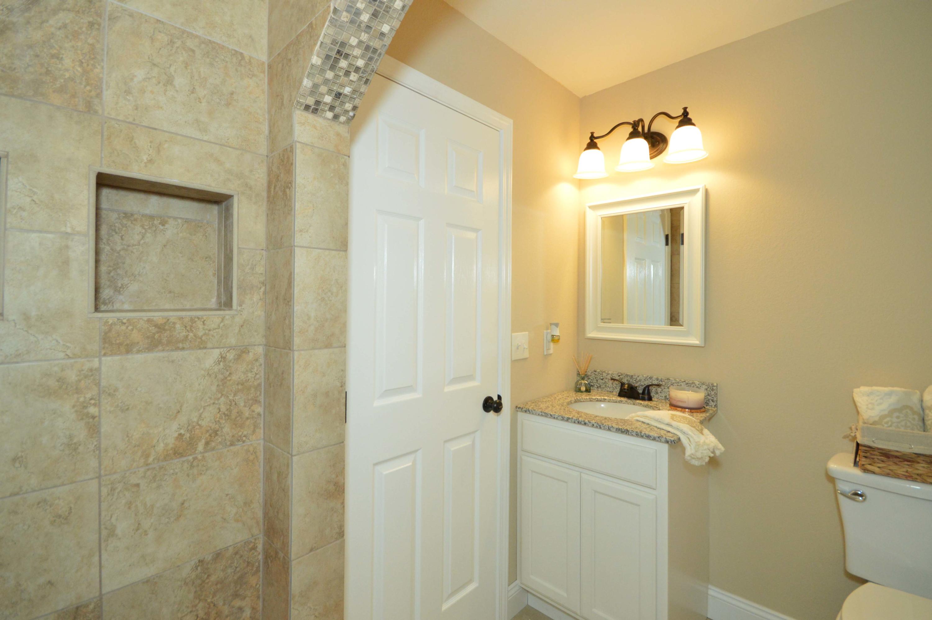 QUIET OAKS S/D - Residential