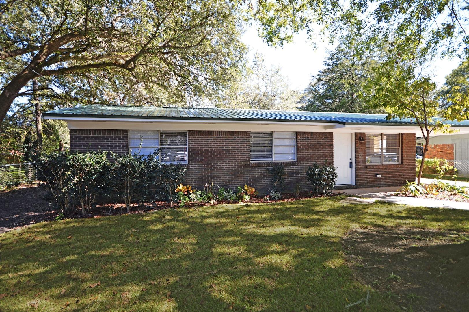 QUIET OAKS S/D - Residential