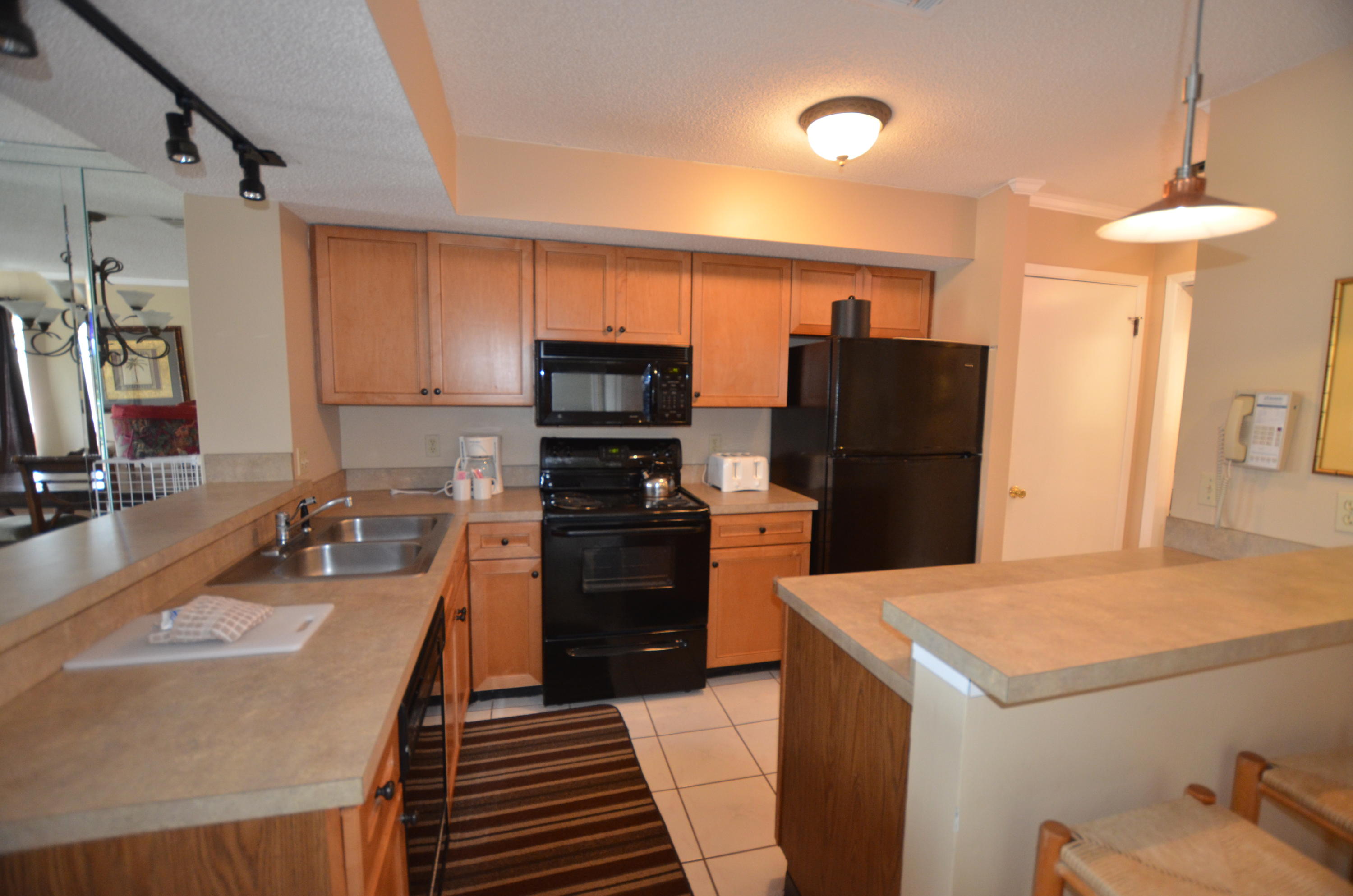 HARBOUR POINT CONDO - Residential Lease