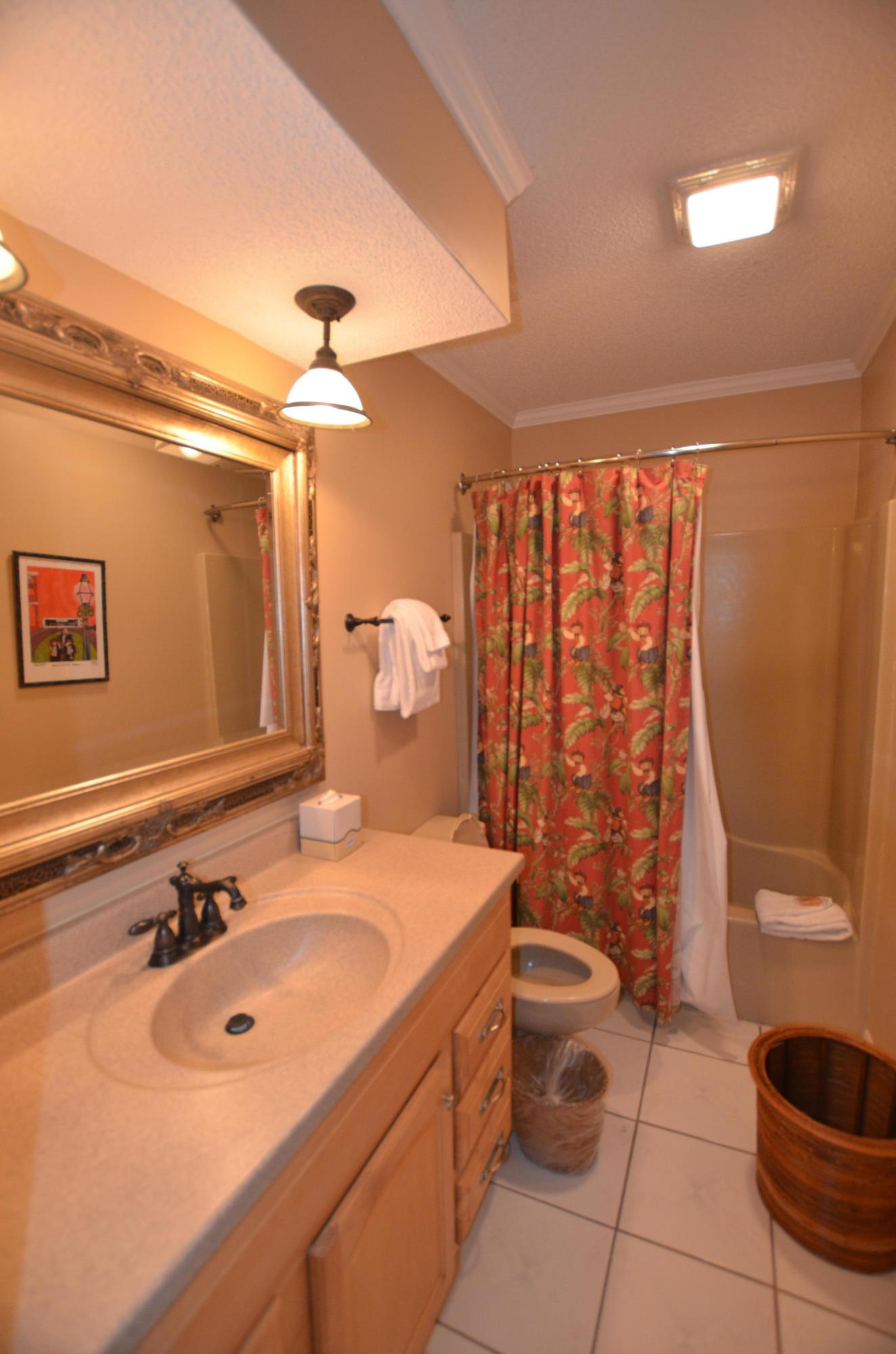 HARBOUR POINT CONDO - Residential Lease