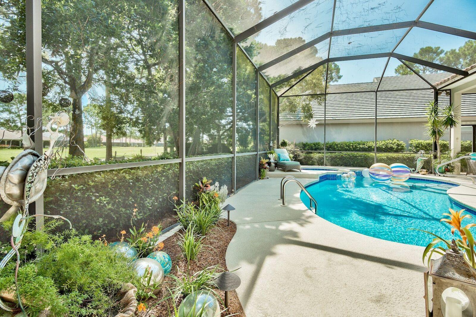 EMERALD BAY - Residential