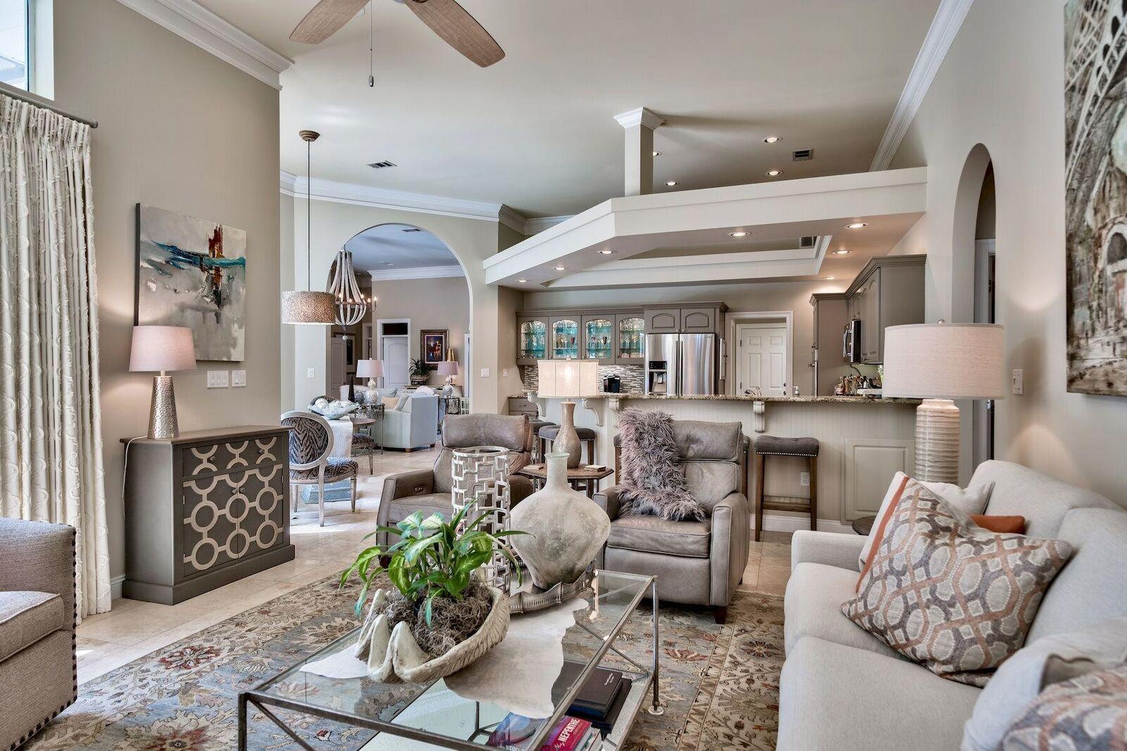 EMERALD BAY - Residential