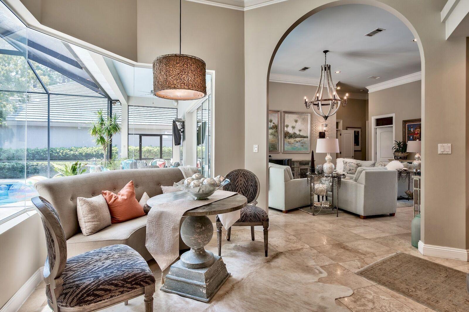 EMERALD BAY - Residential