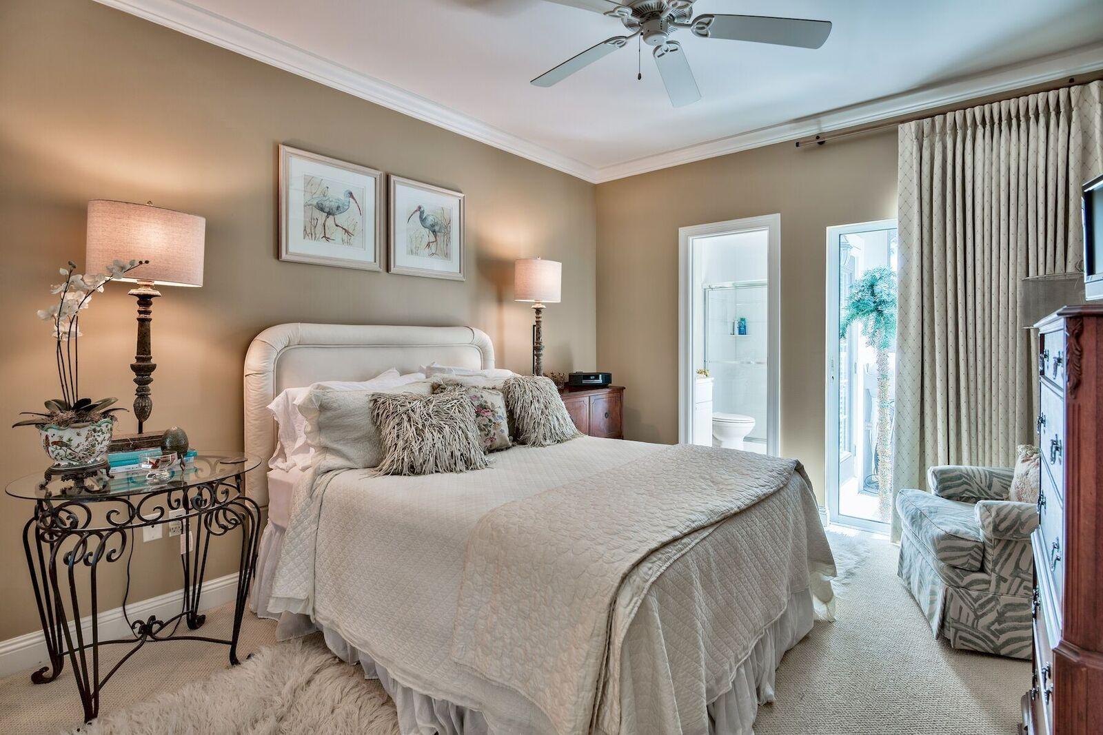 EMERALD BAY - Residential