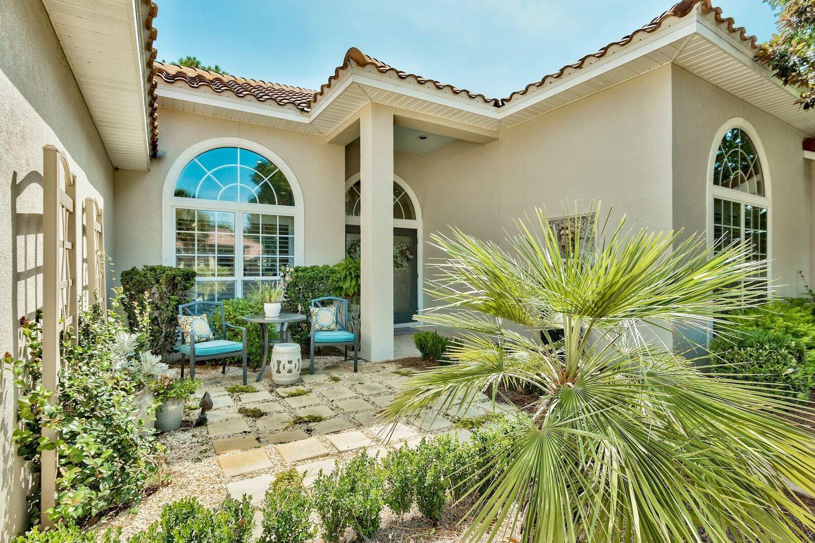 EMERALD BAY - Residential