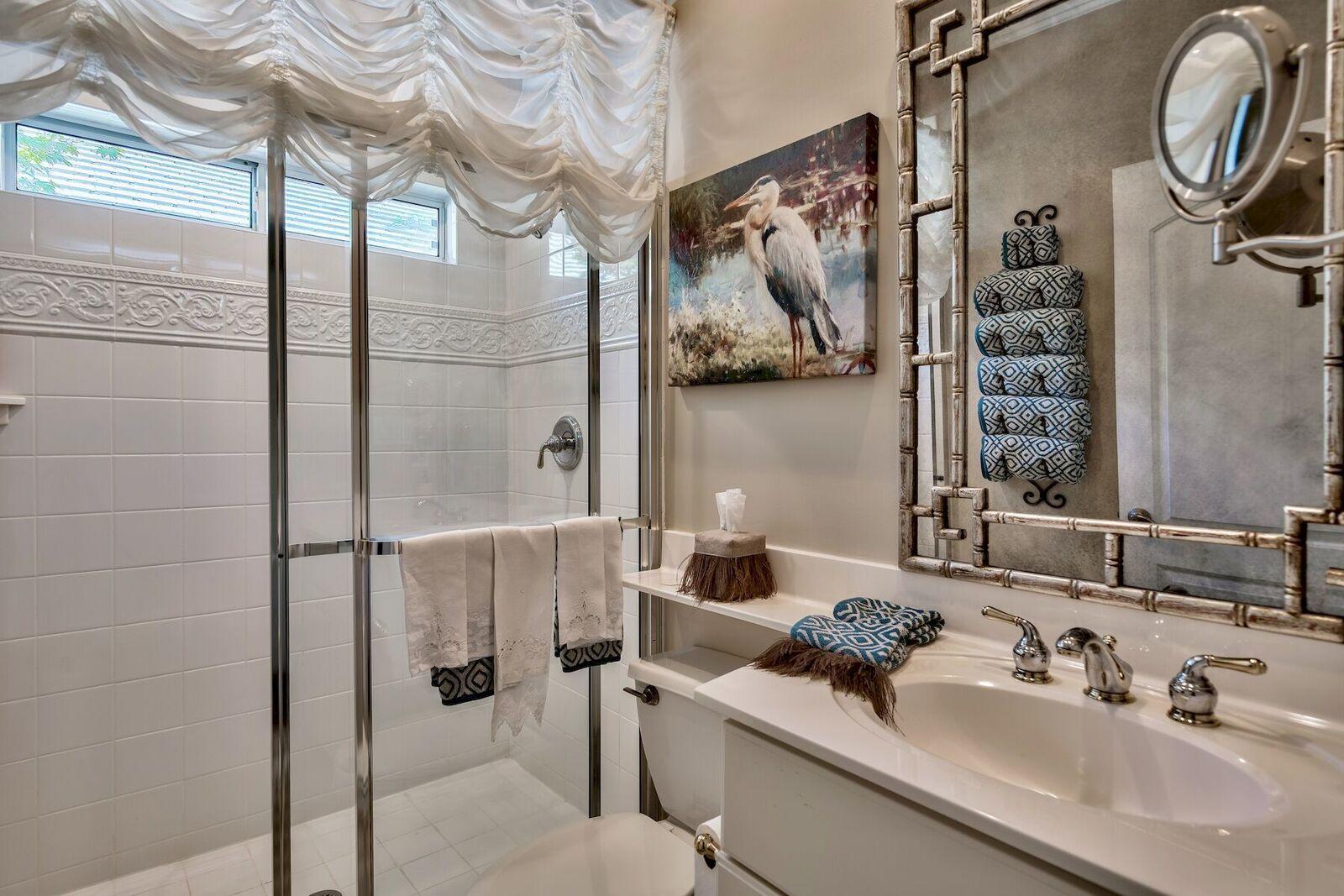 EMERALD BAY - Residential