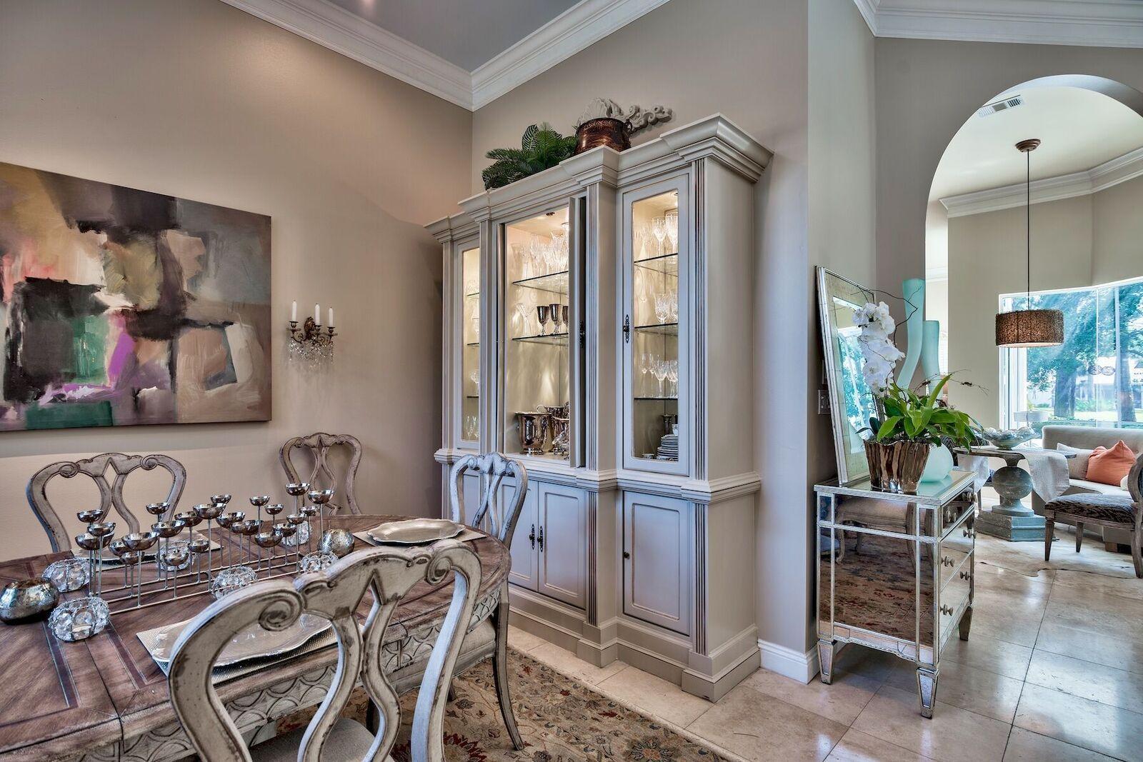 EMERALD BAY - Residential