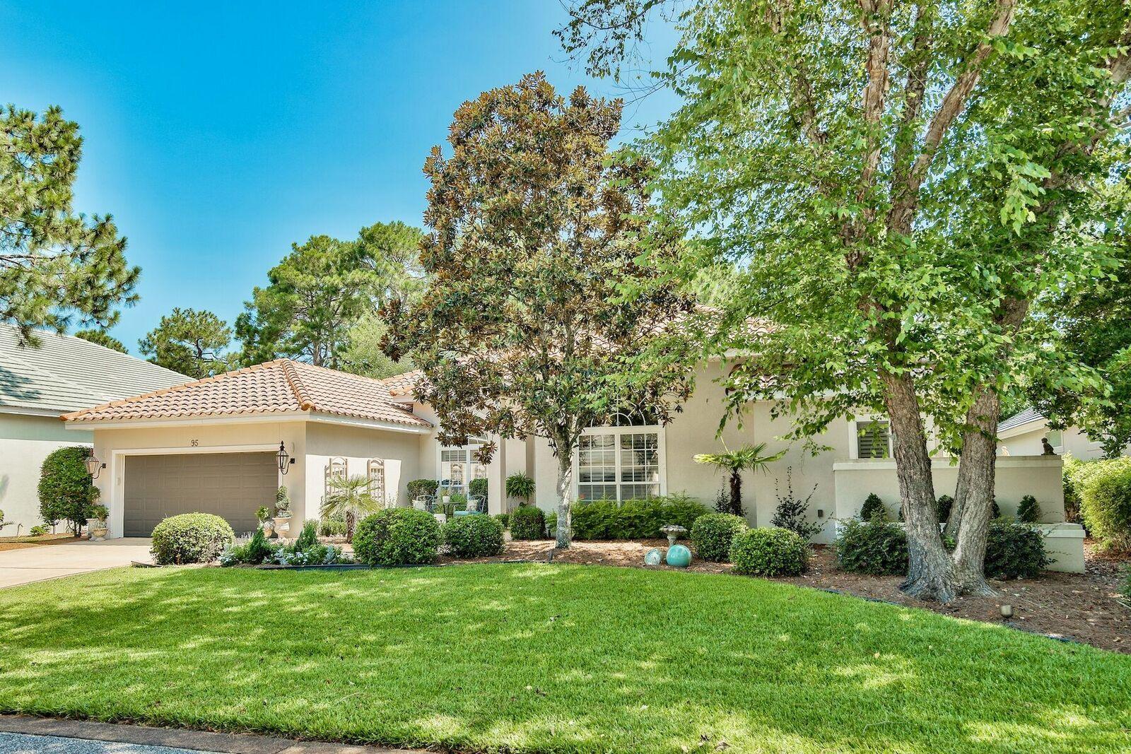 EMERALD BAY - Residential