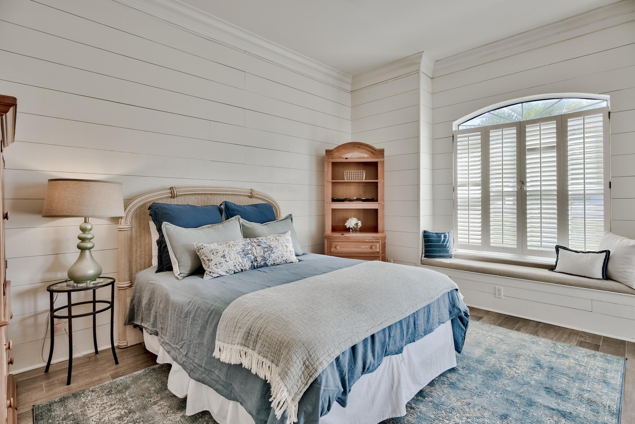 CRYSTAL BEACH - Residential