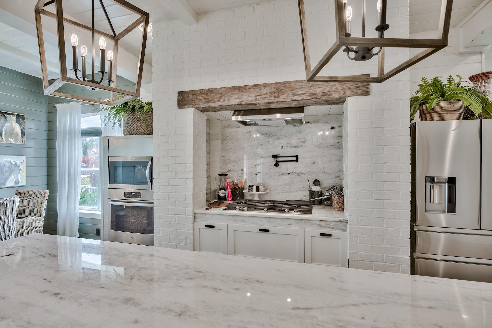 CRYSTAL BEACH - Residential