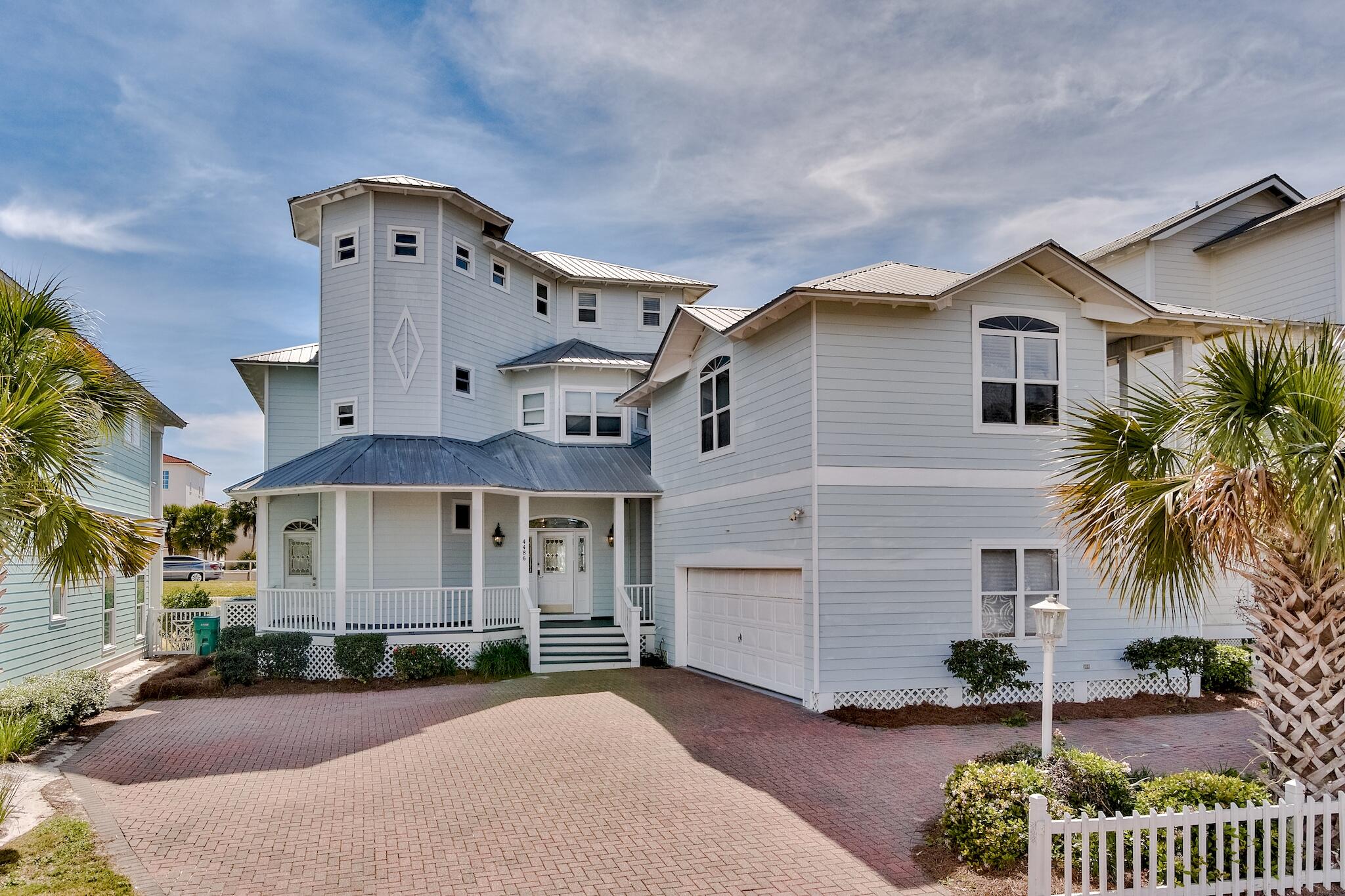 CRYSTAL BEACH - Residential