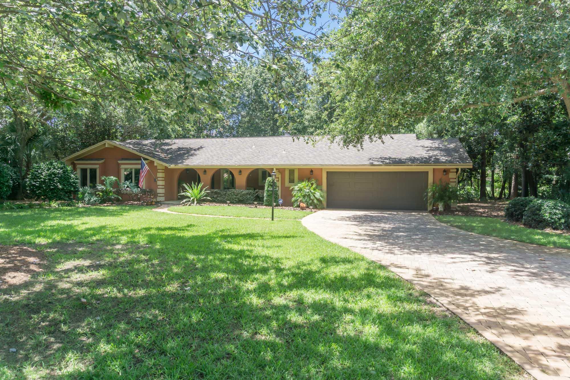 GOLF VIEW - Residential