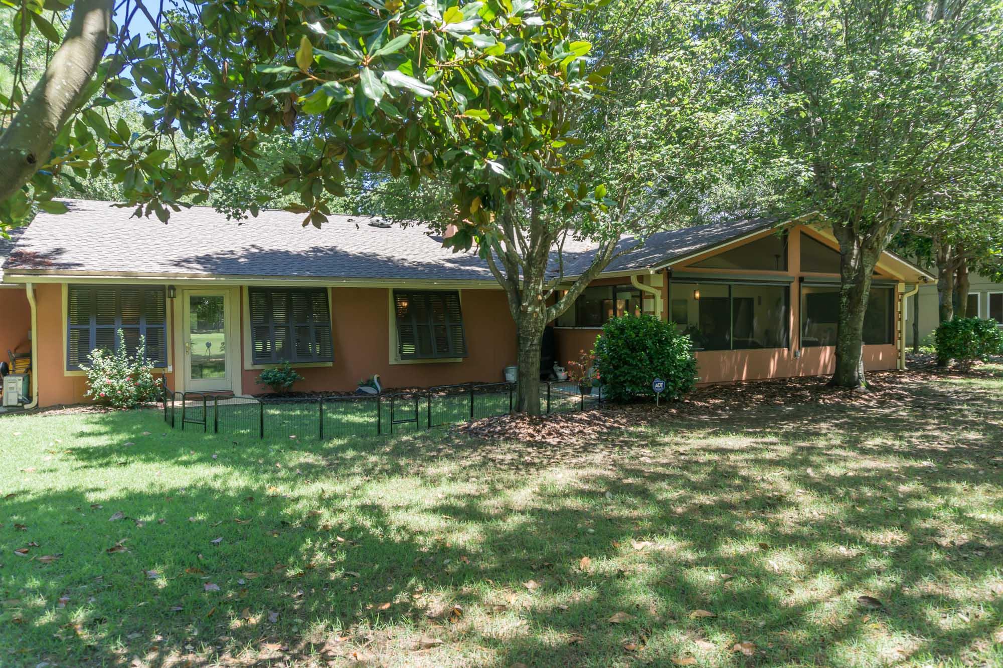 GOLF VIEW - Residential