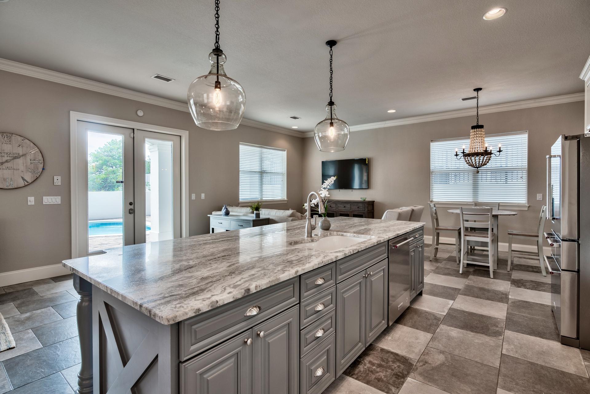 SPYGLASS VILLAS - Residential