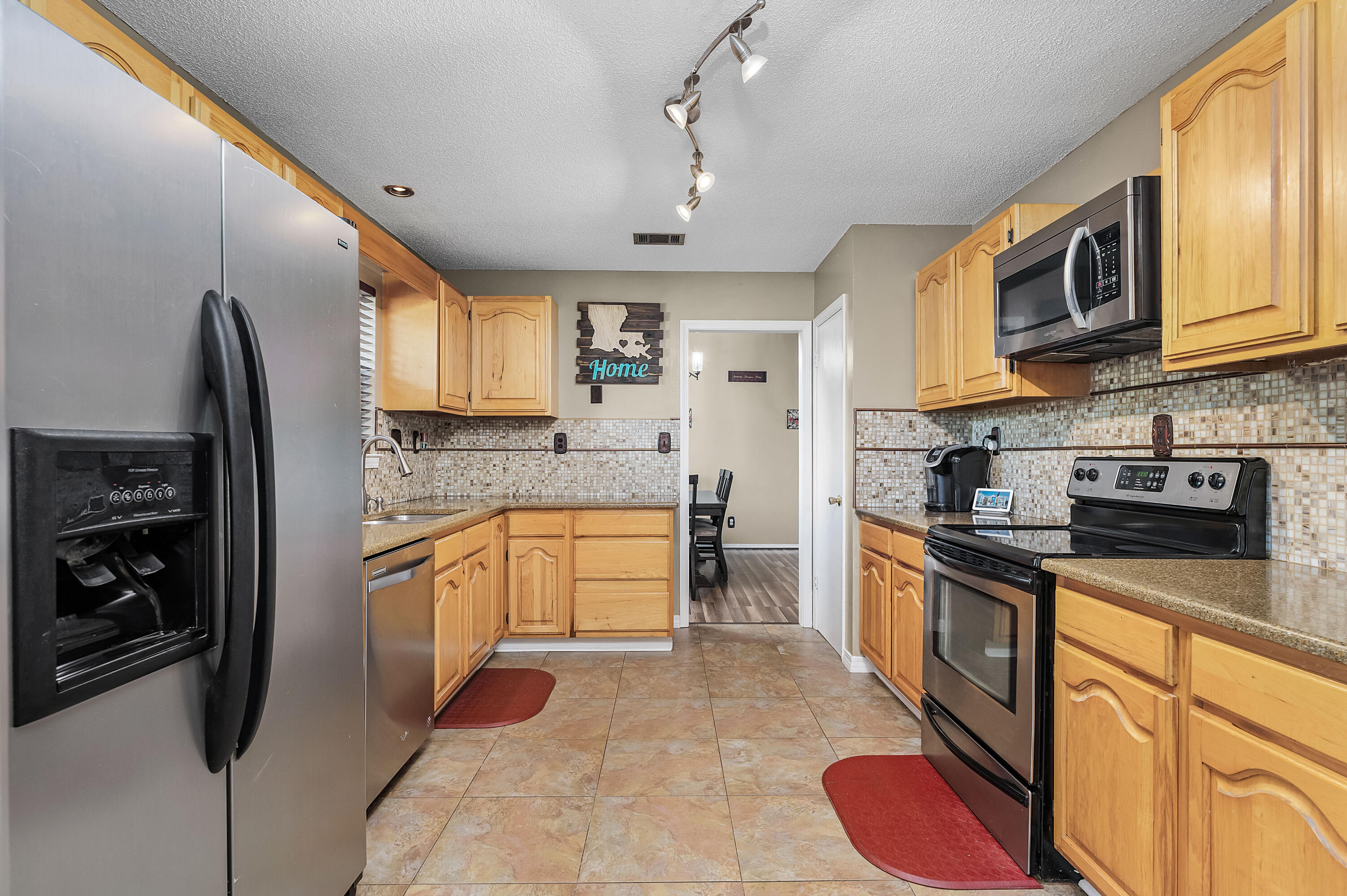 PALM ESTATES UNIT 3 - Residential