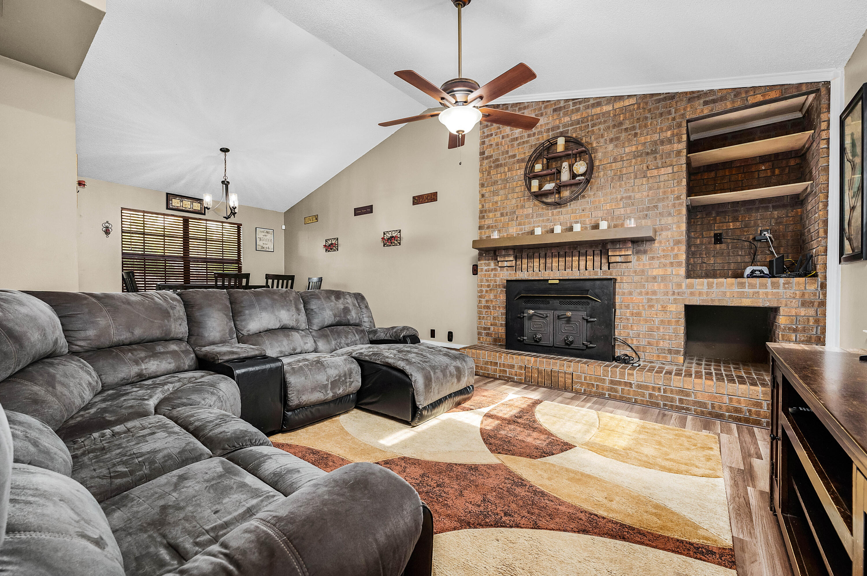 PALM ESTATES UNIT 3 - Residential