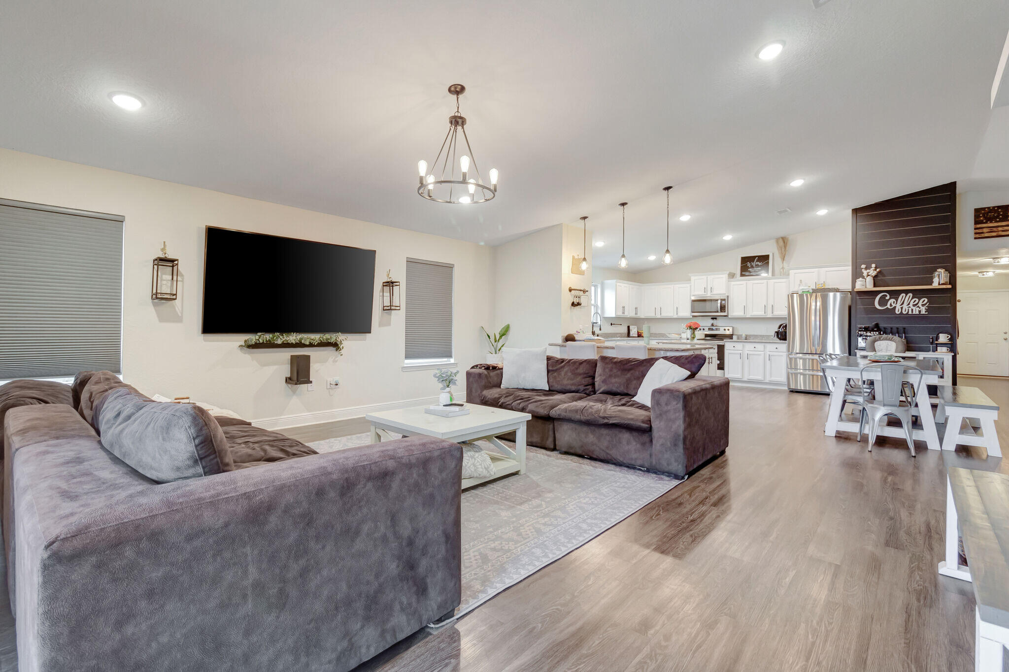 HEATHERS PLACE - Residential Lease