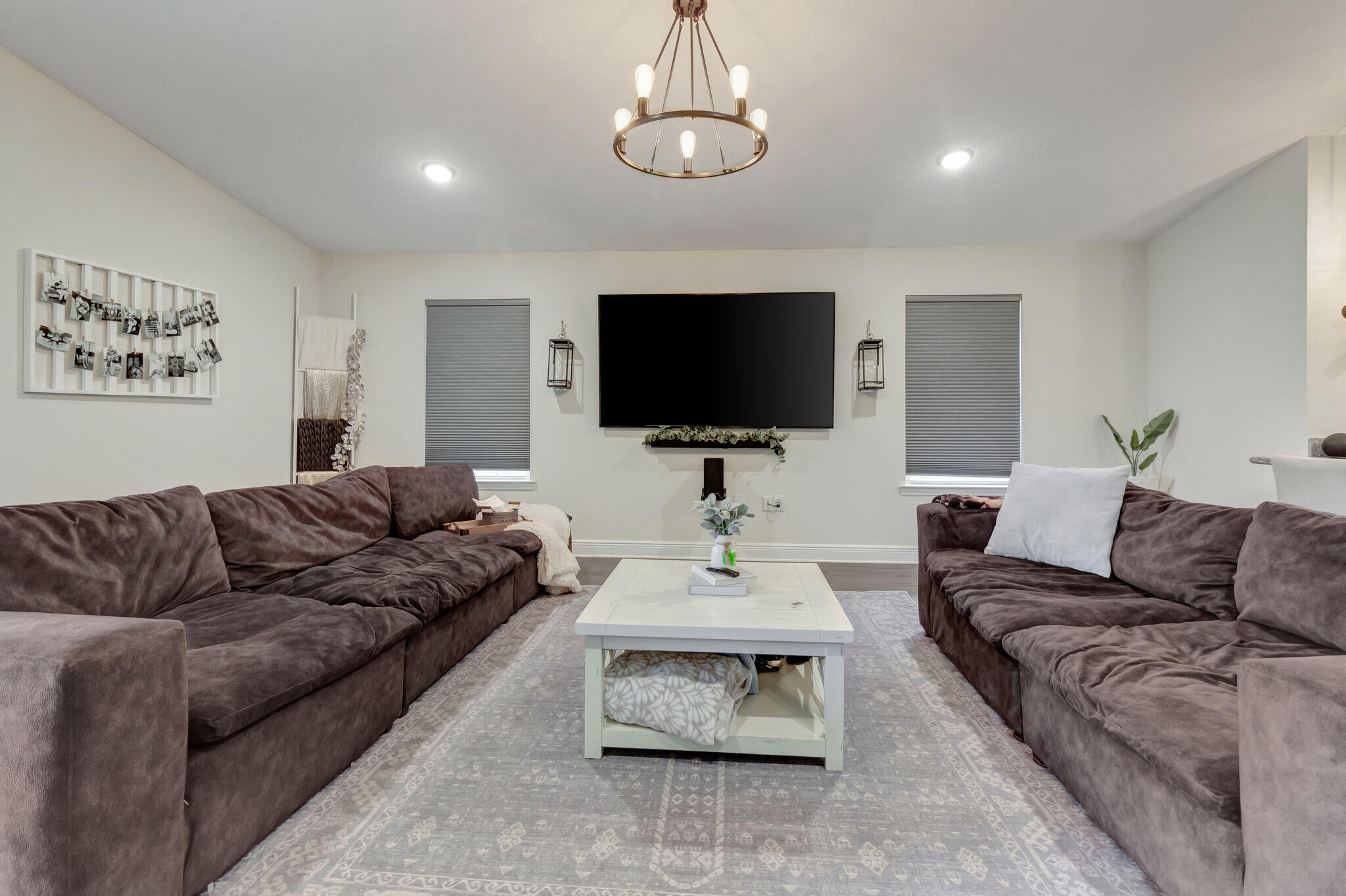 HEATHERS PLACE - Residential Lease