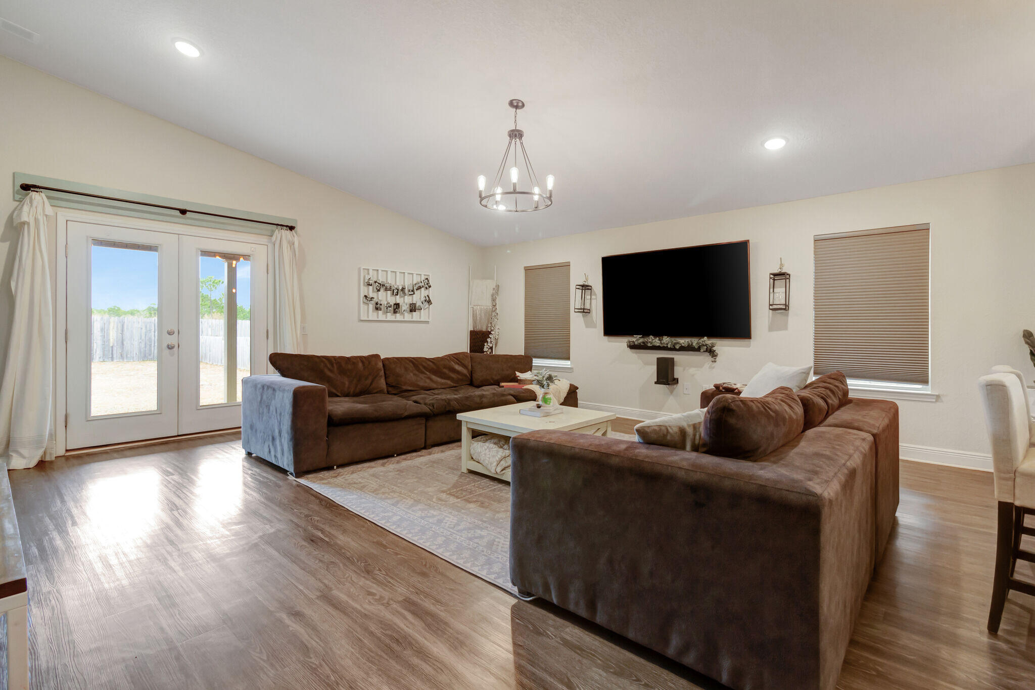 HEATHERS PLACE - Residential Lease