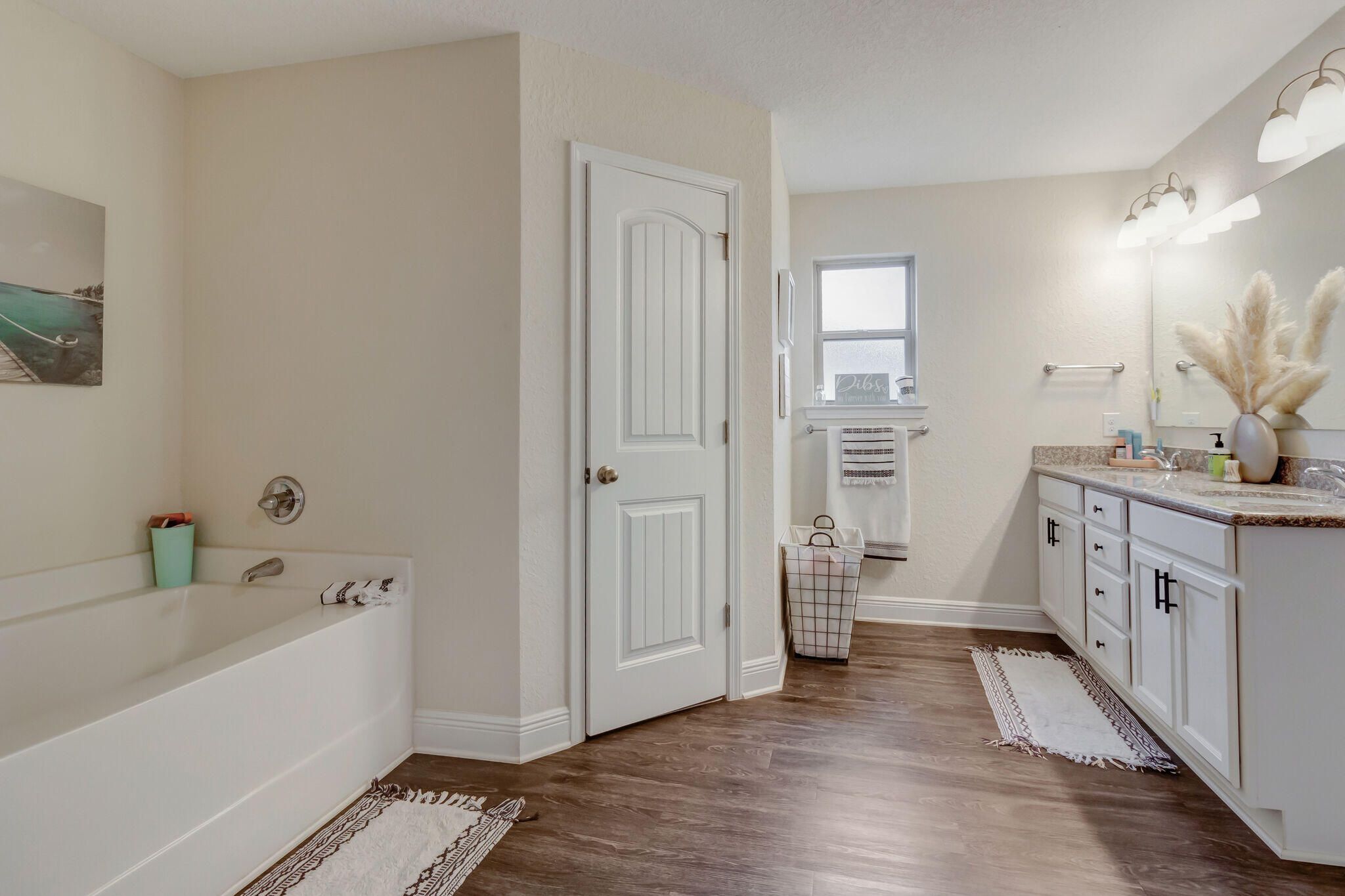 HEATHERS PLACE - Residential Lease