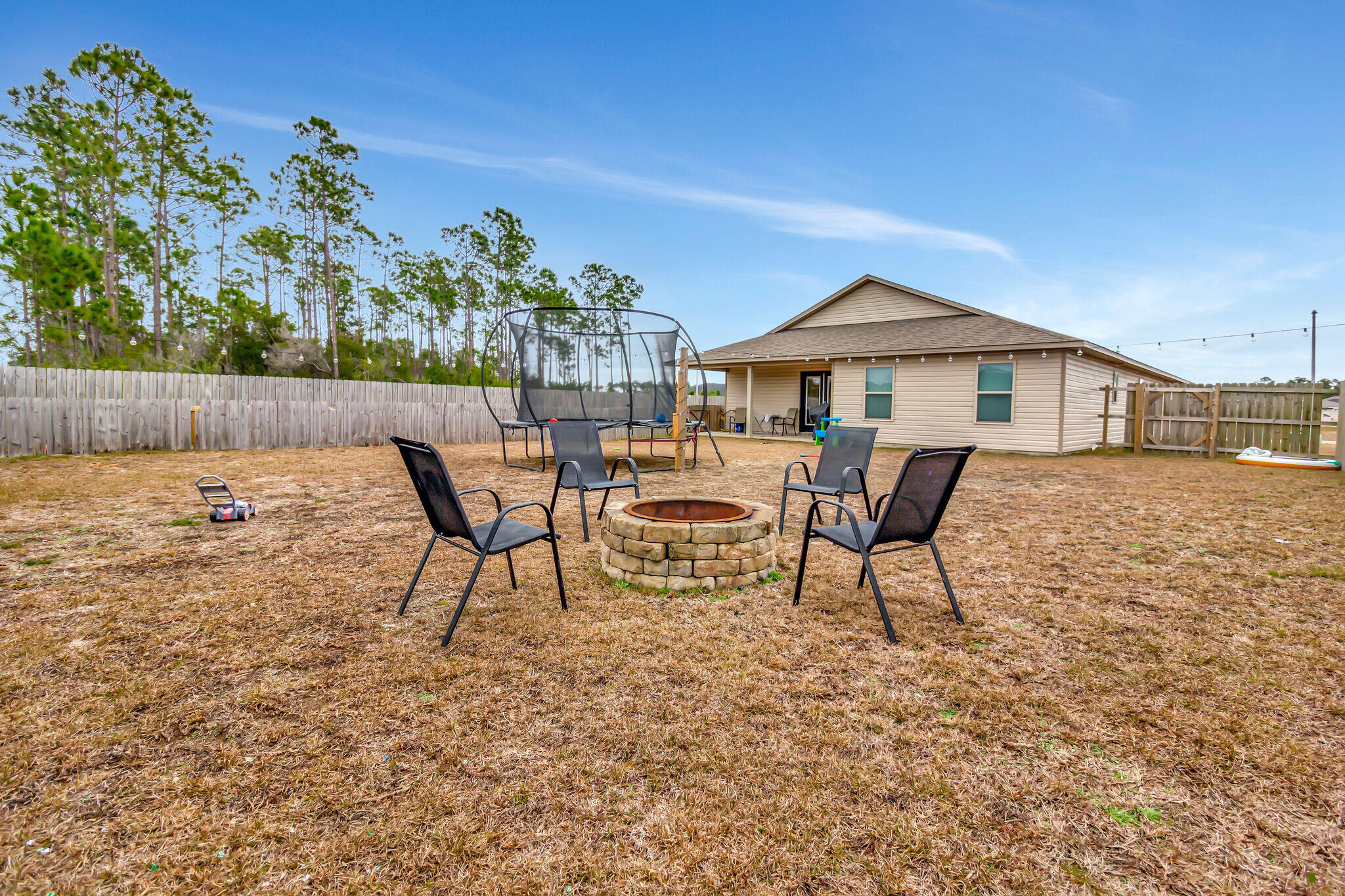 HEATHERS PLACE - Residential Lease