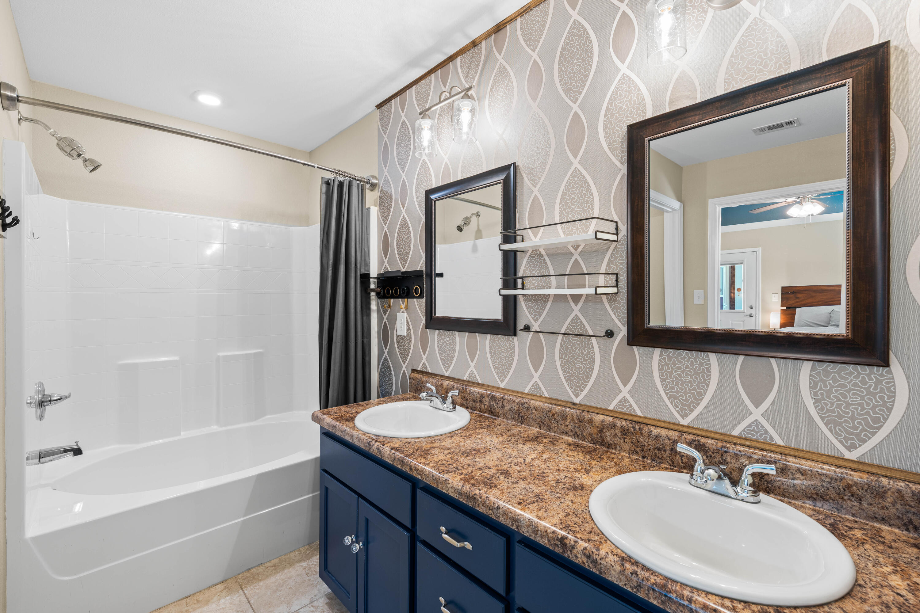 Diane's Landing - Residential