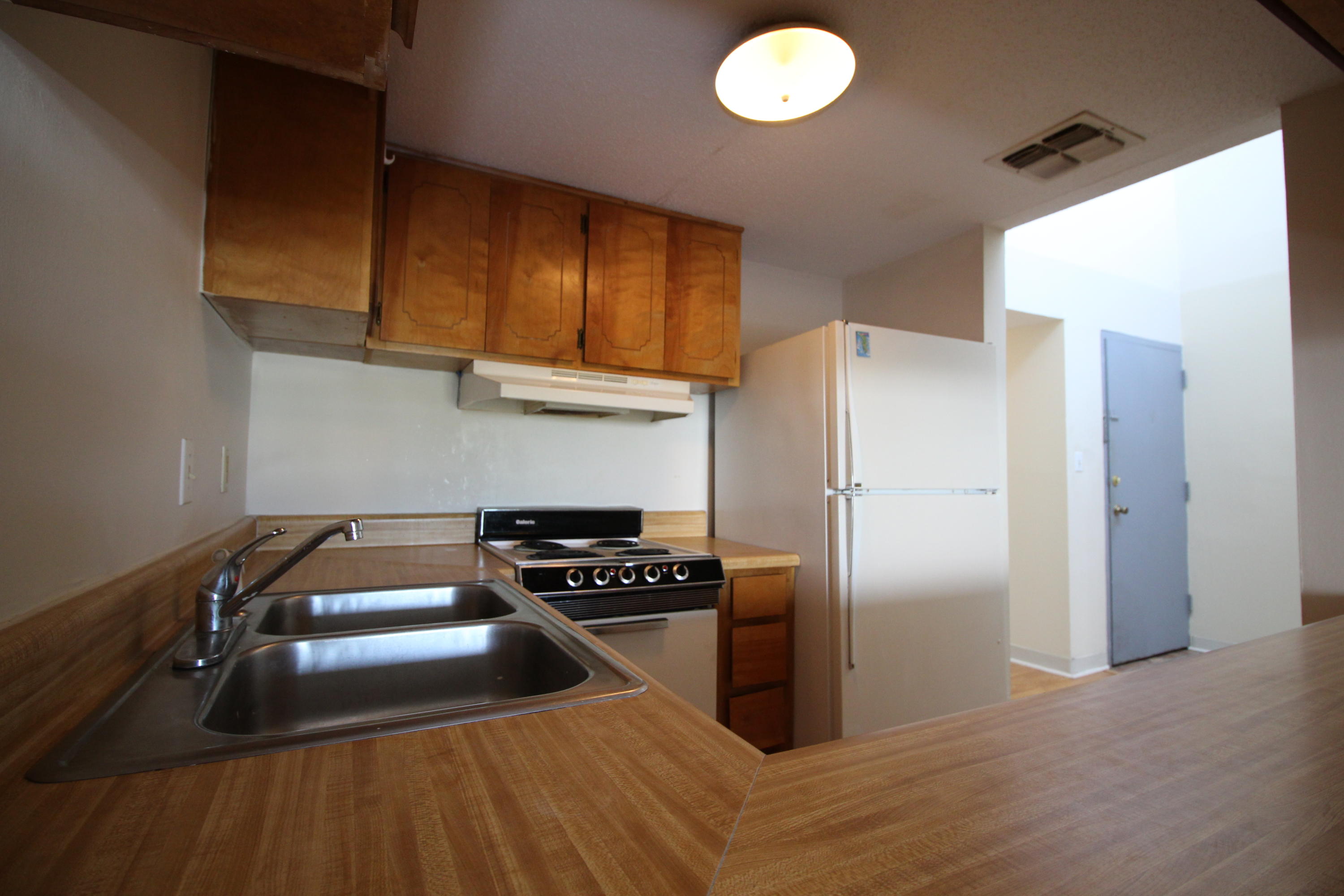 FINISTERRA CONDO - Residential