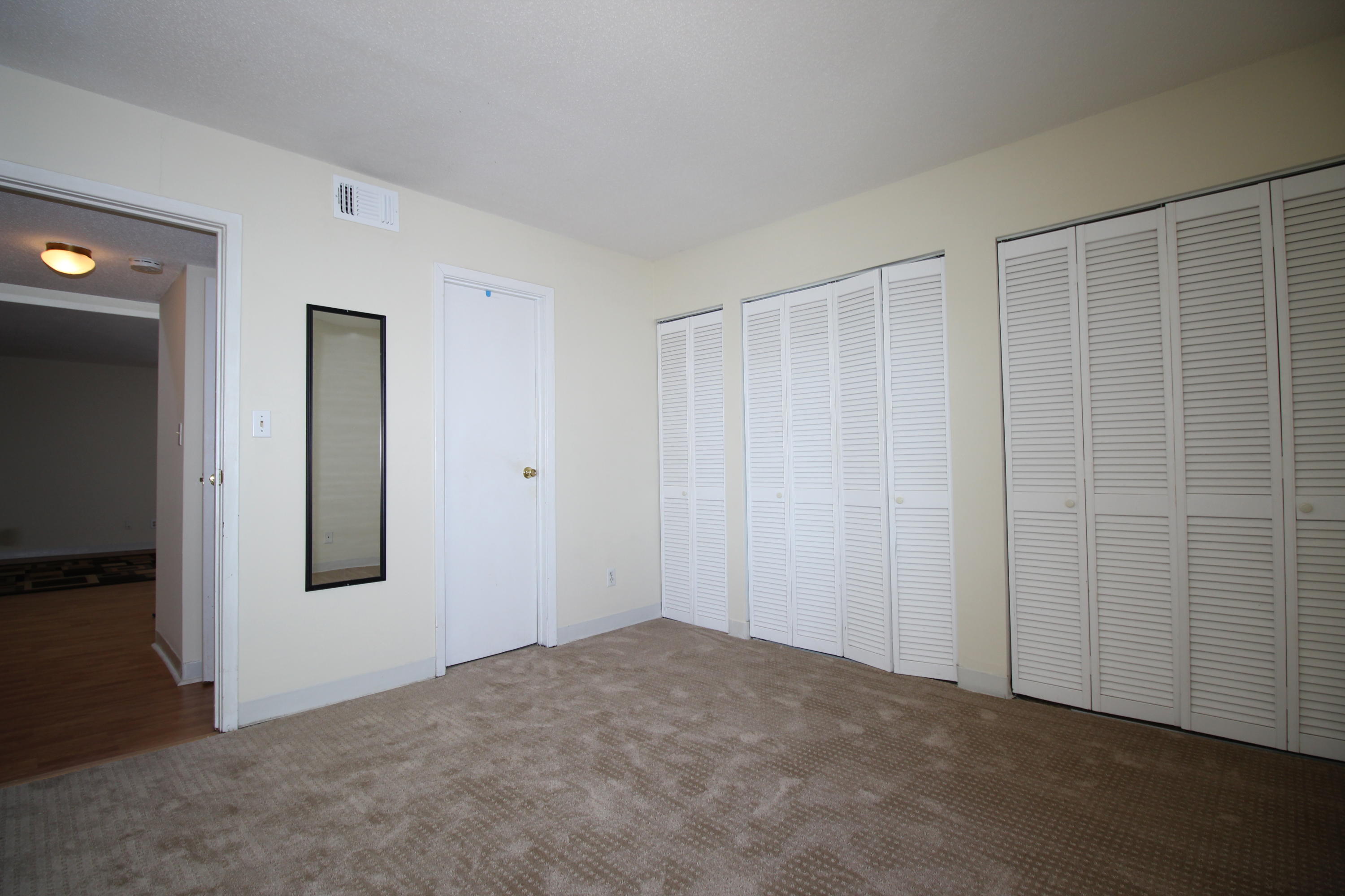 FINISTERRA CONDO - Residential