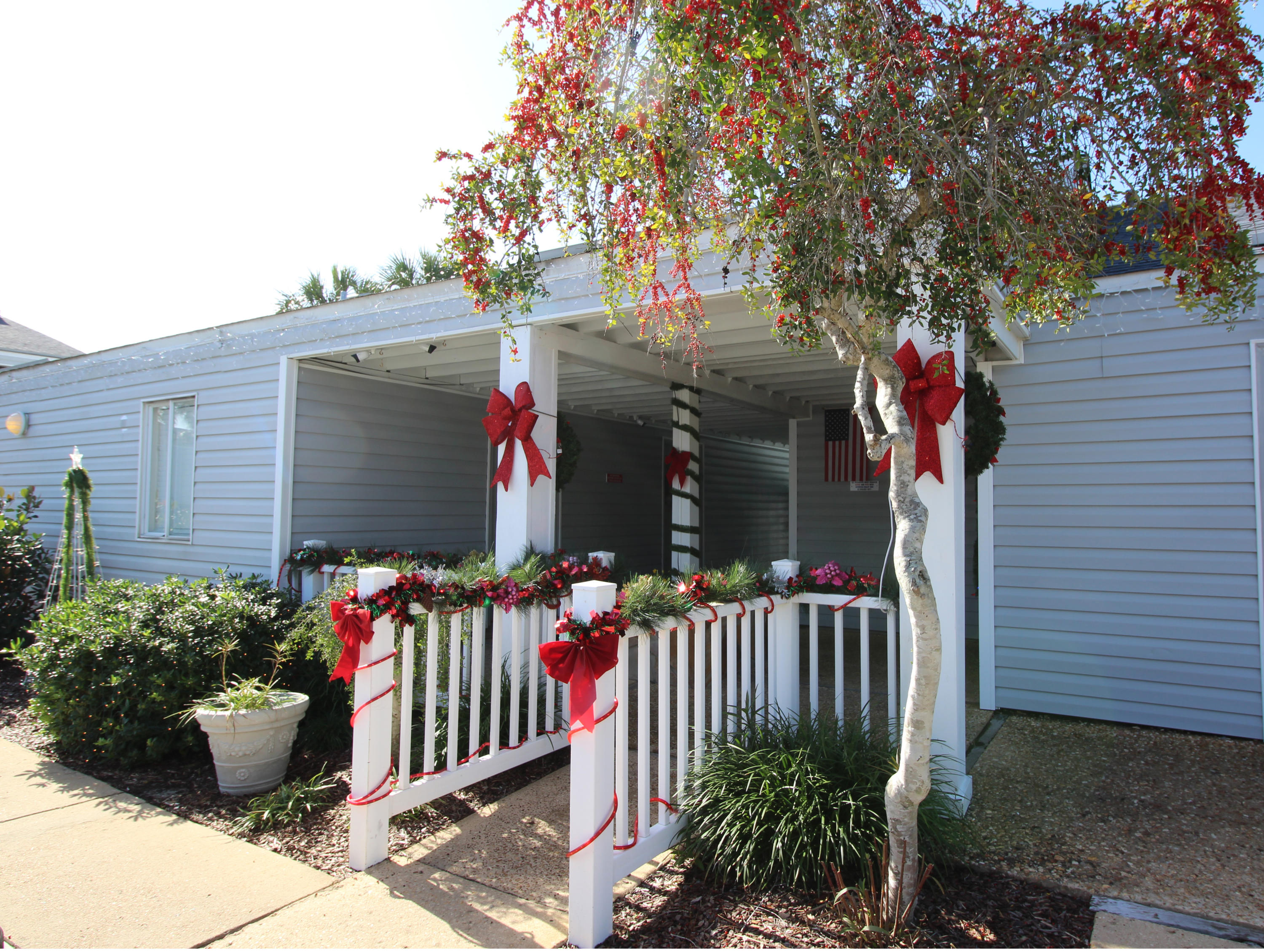 FINISTERRA CONDO - Residential