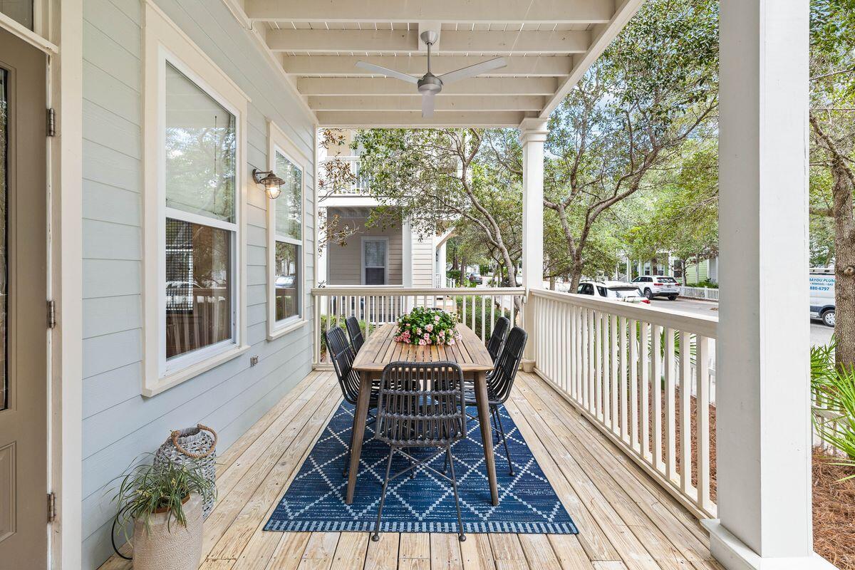 SUMMER'S EDGE - Residential