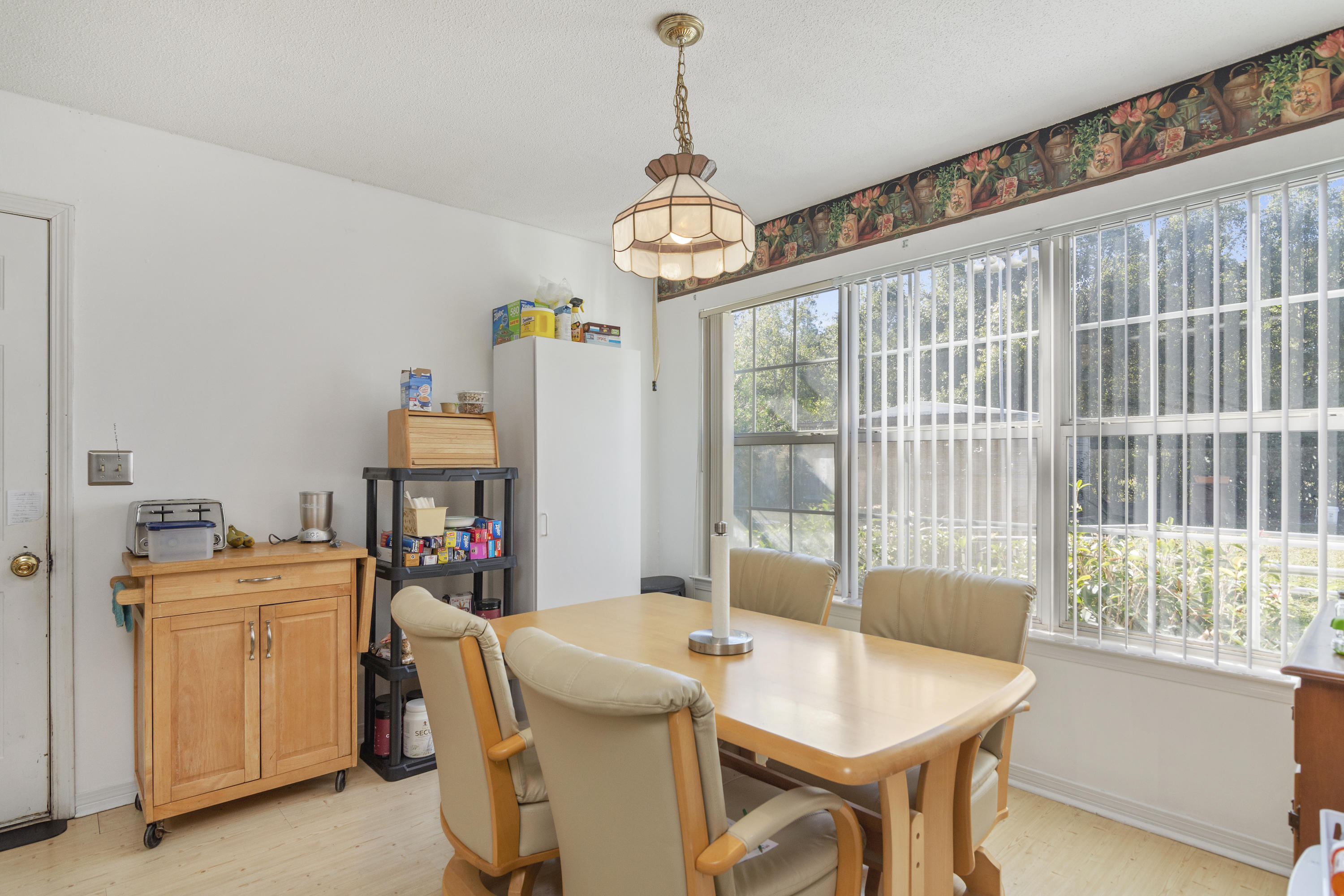 SOUTH POINTE ESTATES - Residential