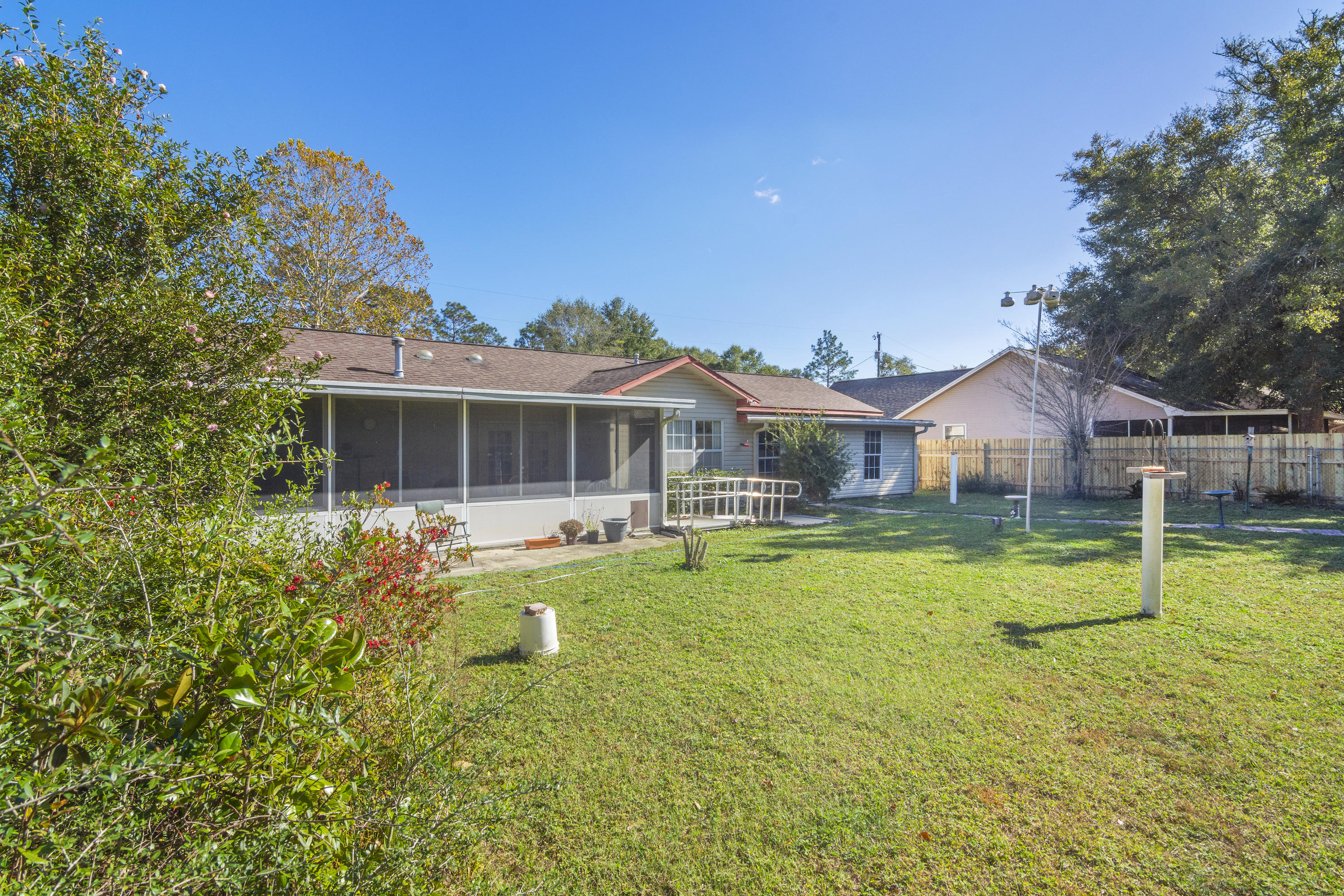 SOUTH POINTE ESTATES - Residential