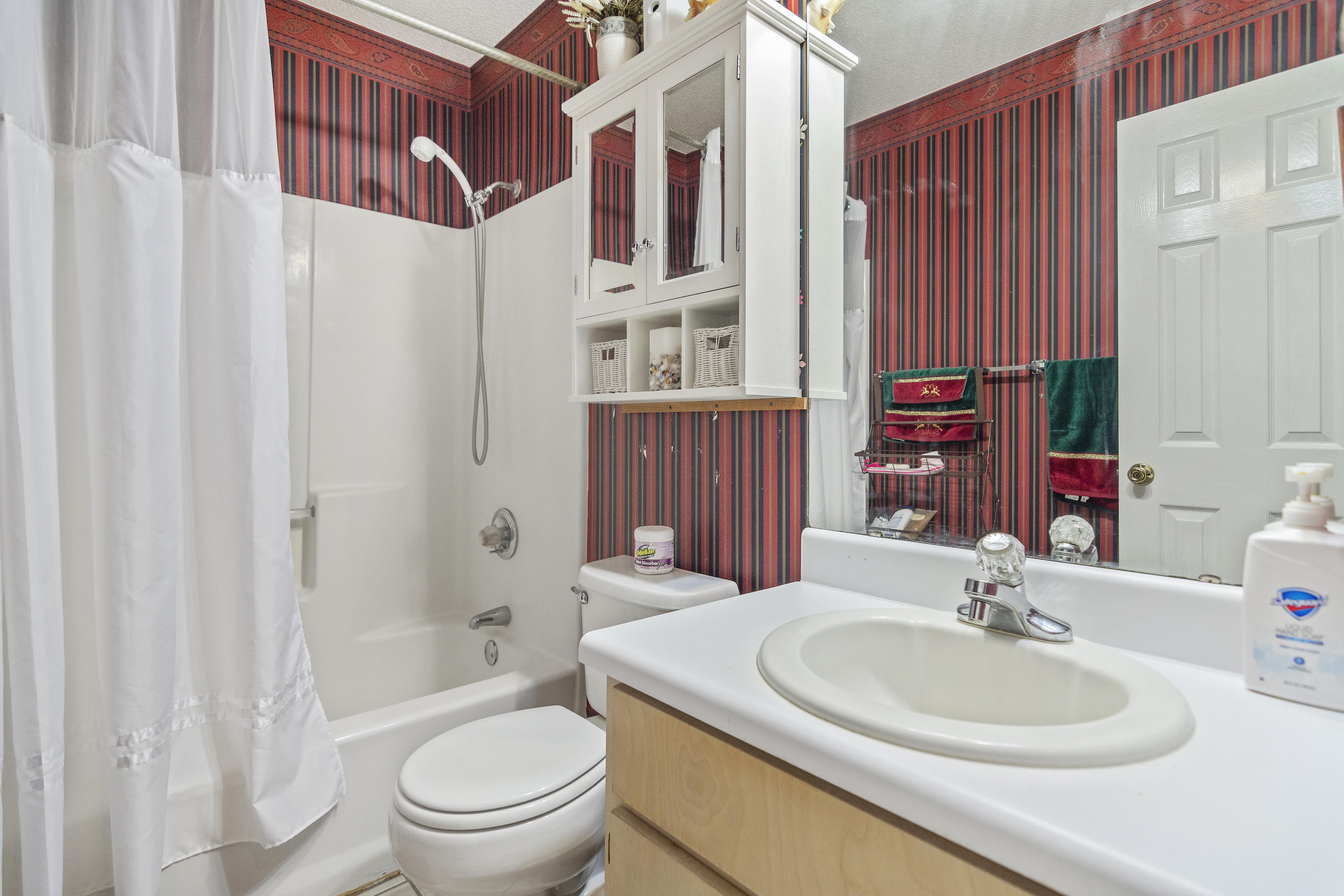 SOUTH POINTE ESTATES - Residential