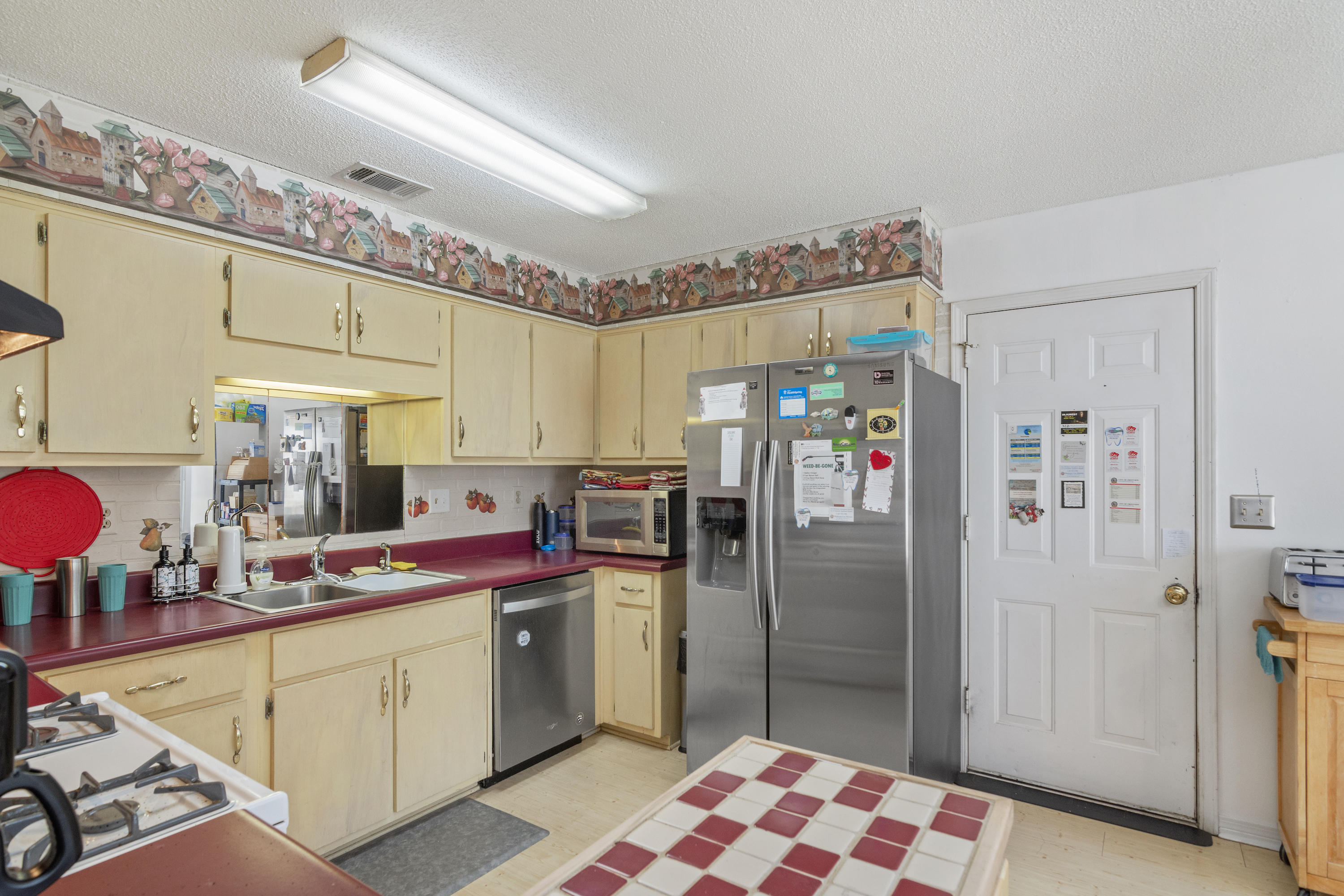 SOUTH POINTE ESTATES - Residential