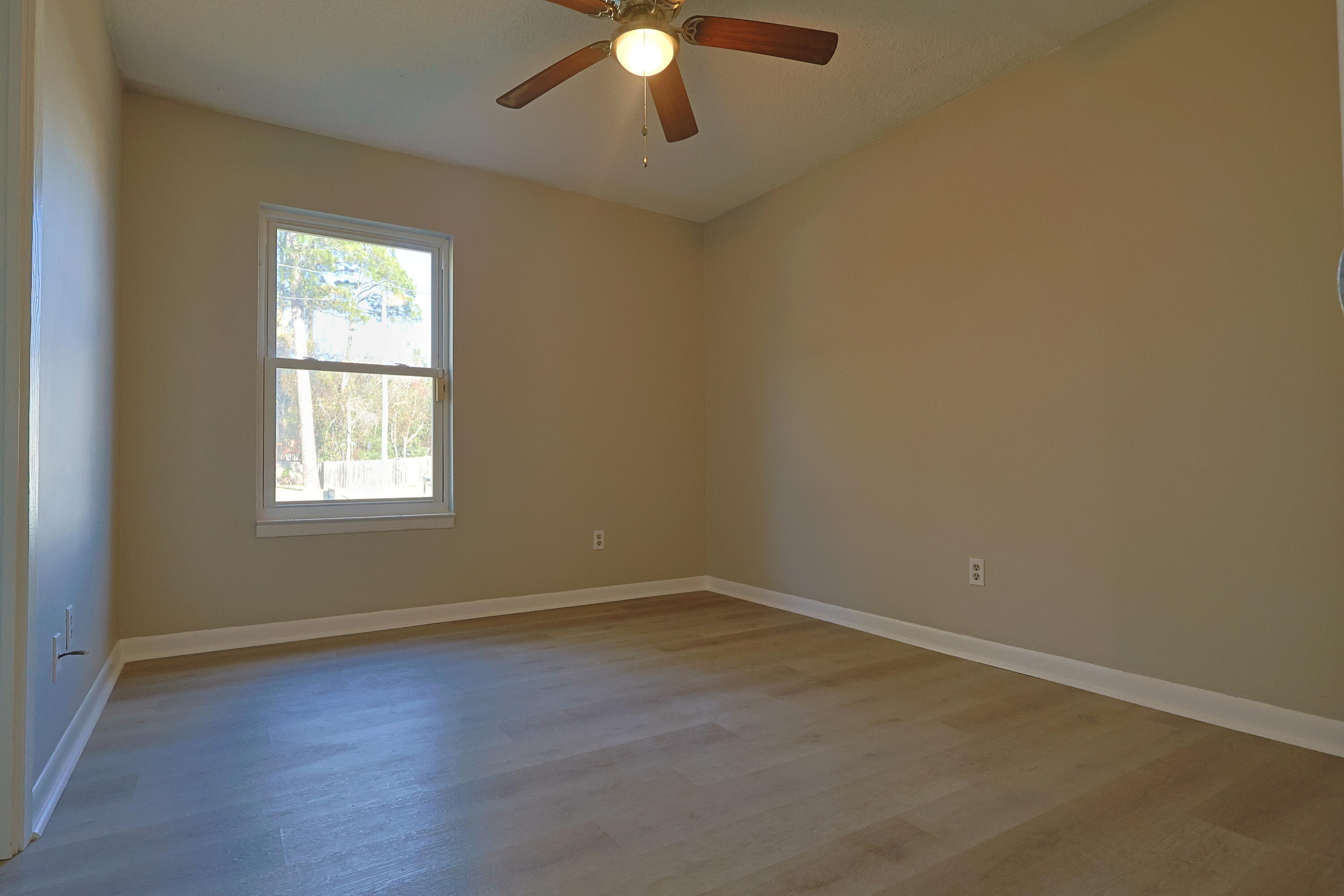 WYNNEHAVEN BEACH ESTATES - Residential