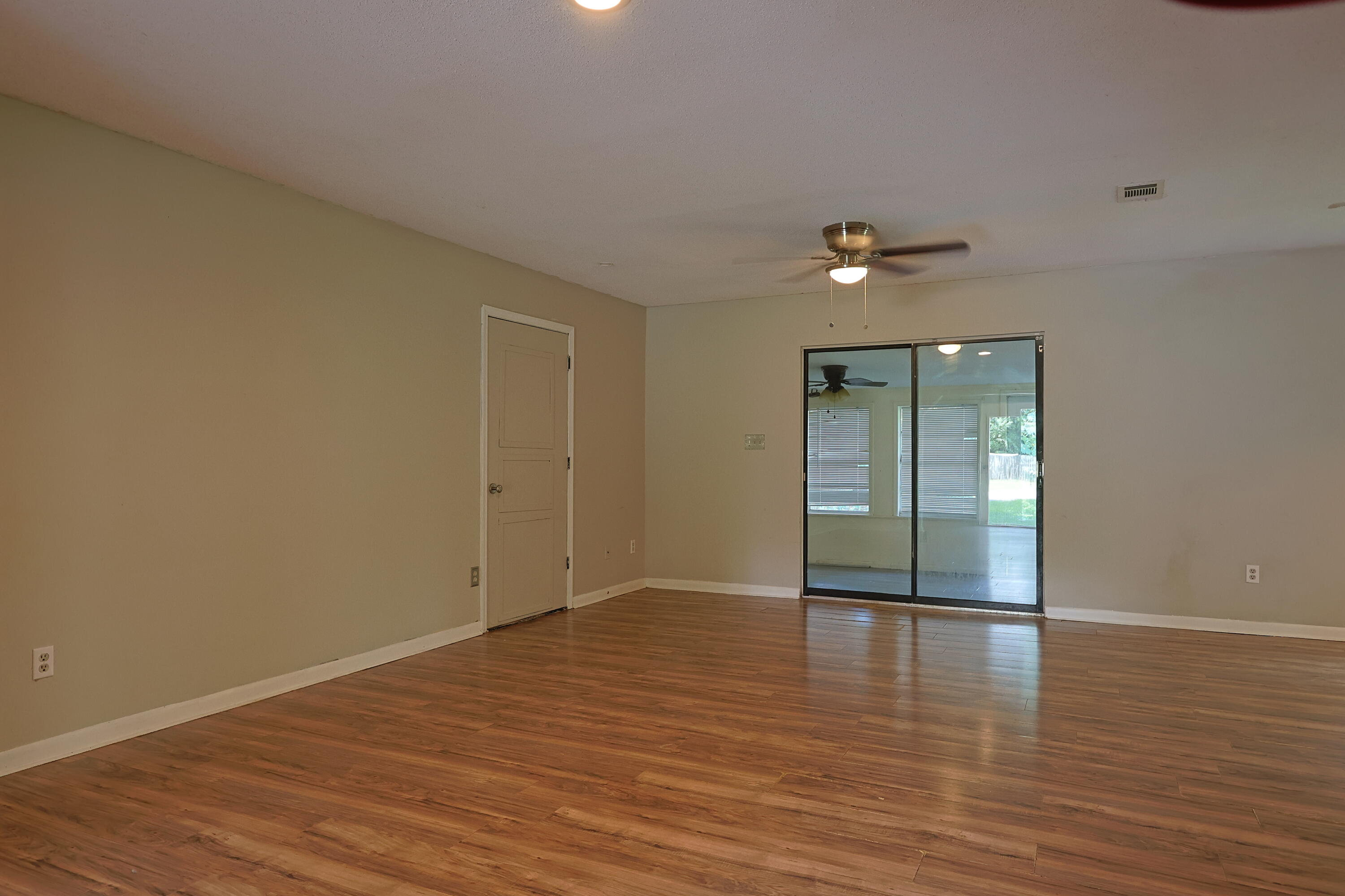 WYNNEHAVEN BEACH ESTATES - Residential